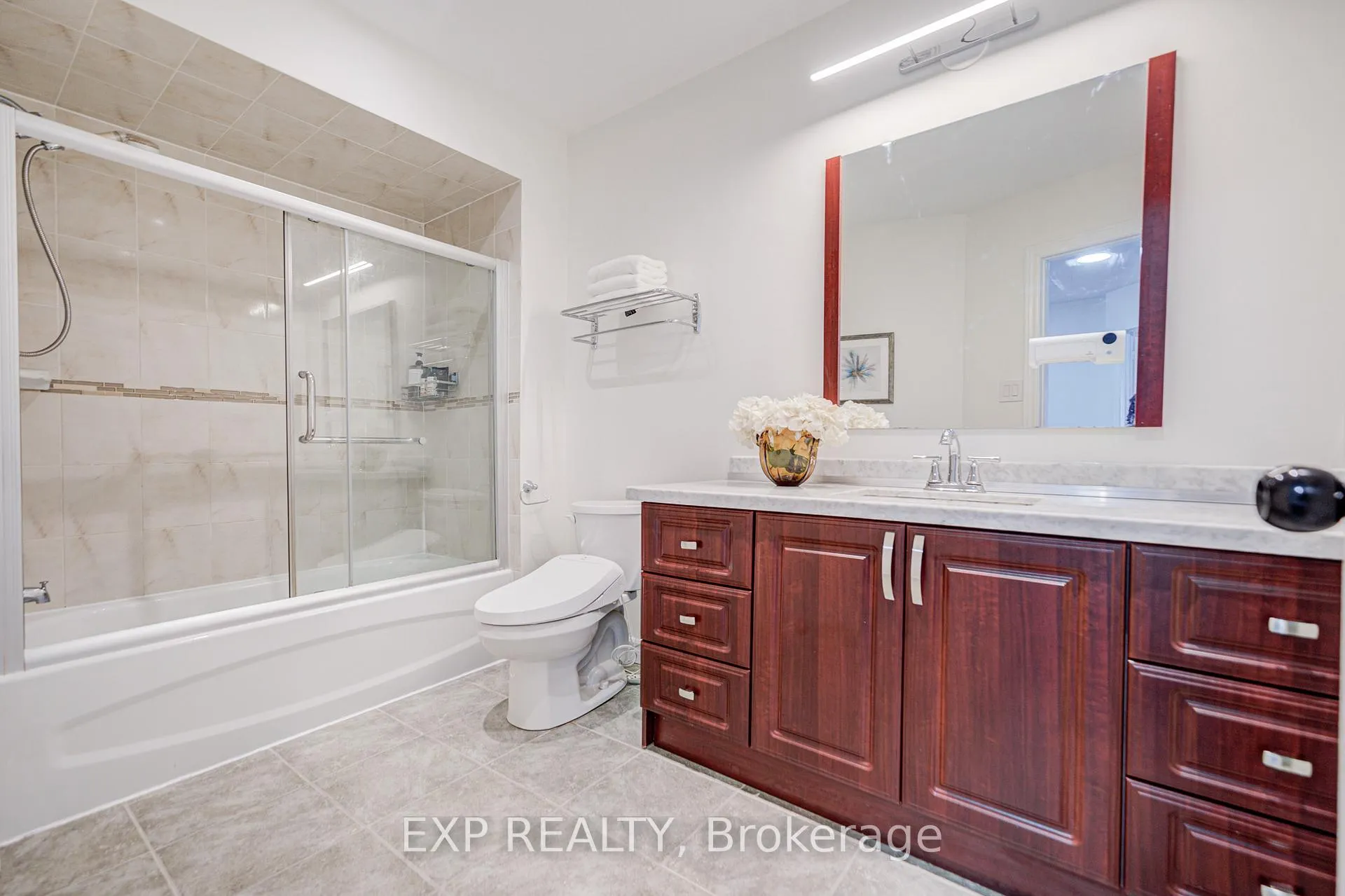 Photo 32 of 20 Joseph Aaron Boulevard, Vaughan, Brownridge — HOMEH