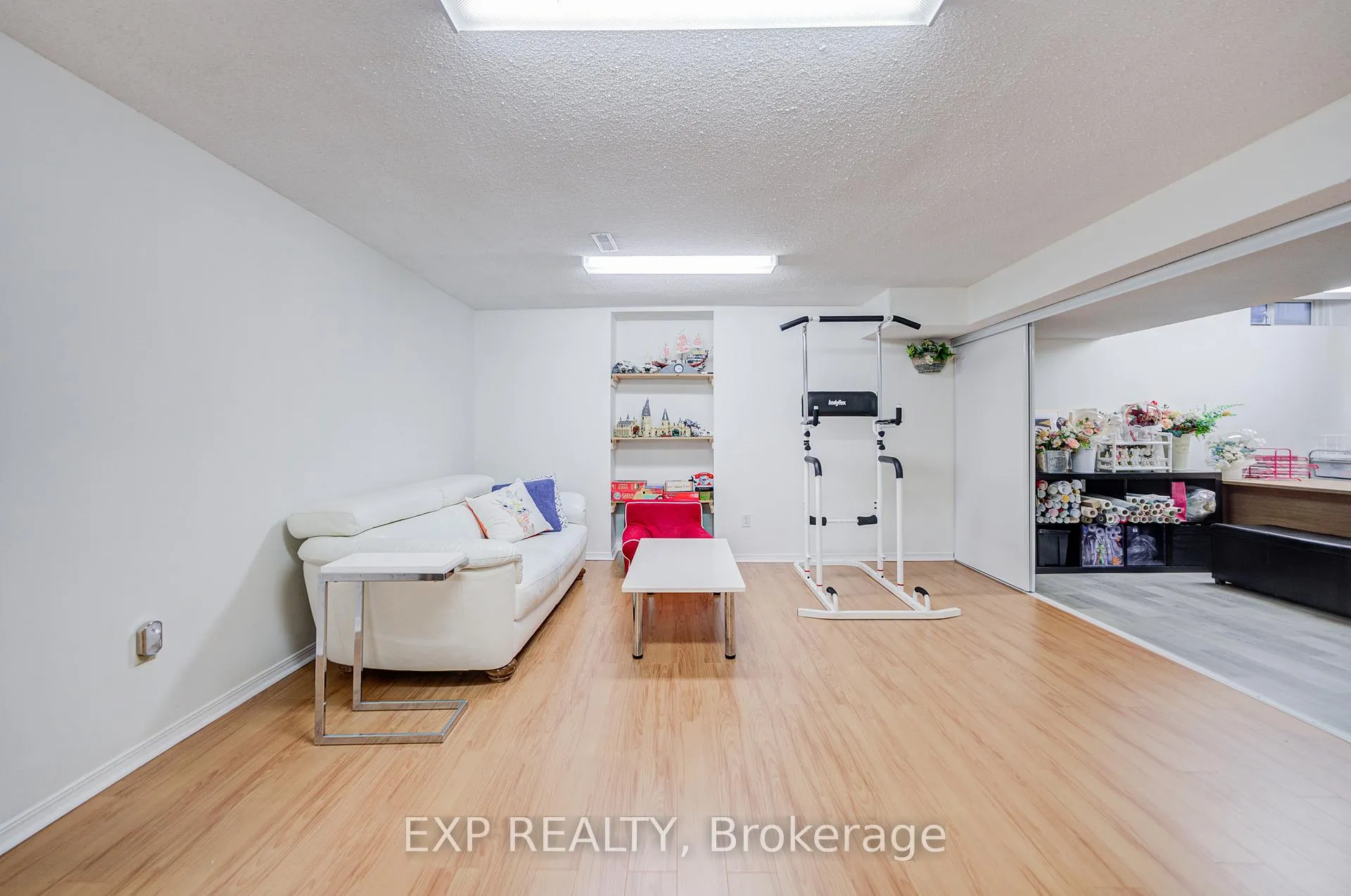 Photo 42 of 20 Joseph Aaron Boulevard, Vaughan, Brownridge — HOMEH