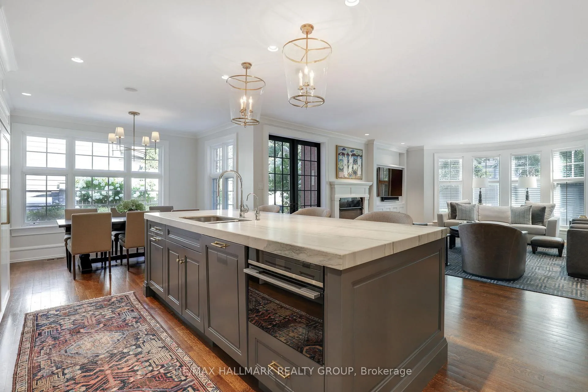 Photo 12 of 525 Piccadilly Avenue, Ottawa, Ottawa West — HOMEH