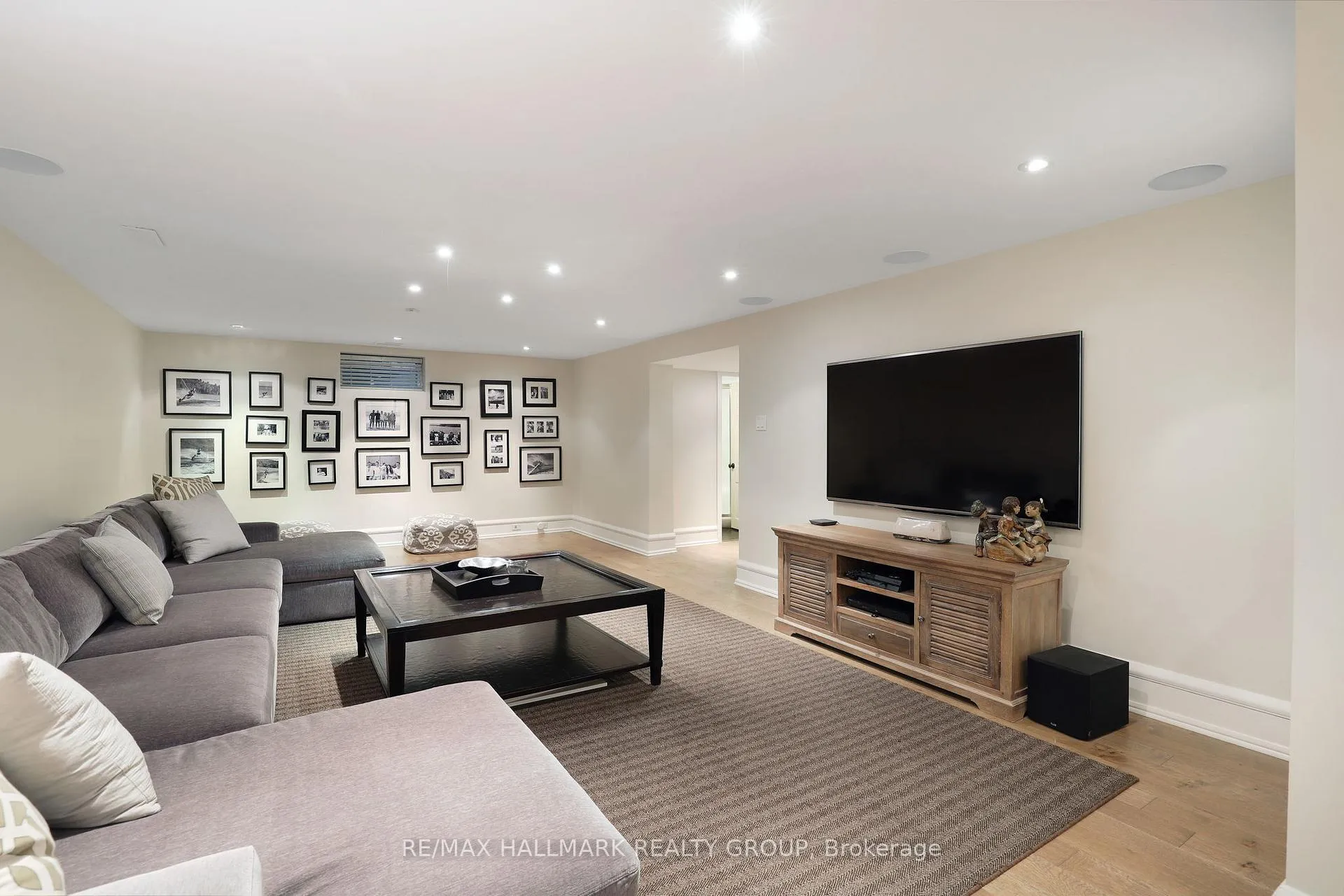 Photo 40 of 525 Piccadilly Avenue, Ottawa, Ottawa West — HOMEH