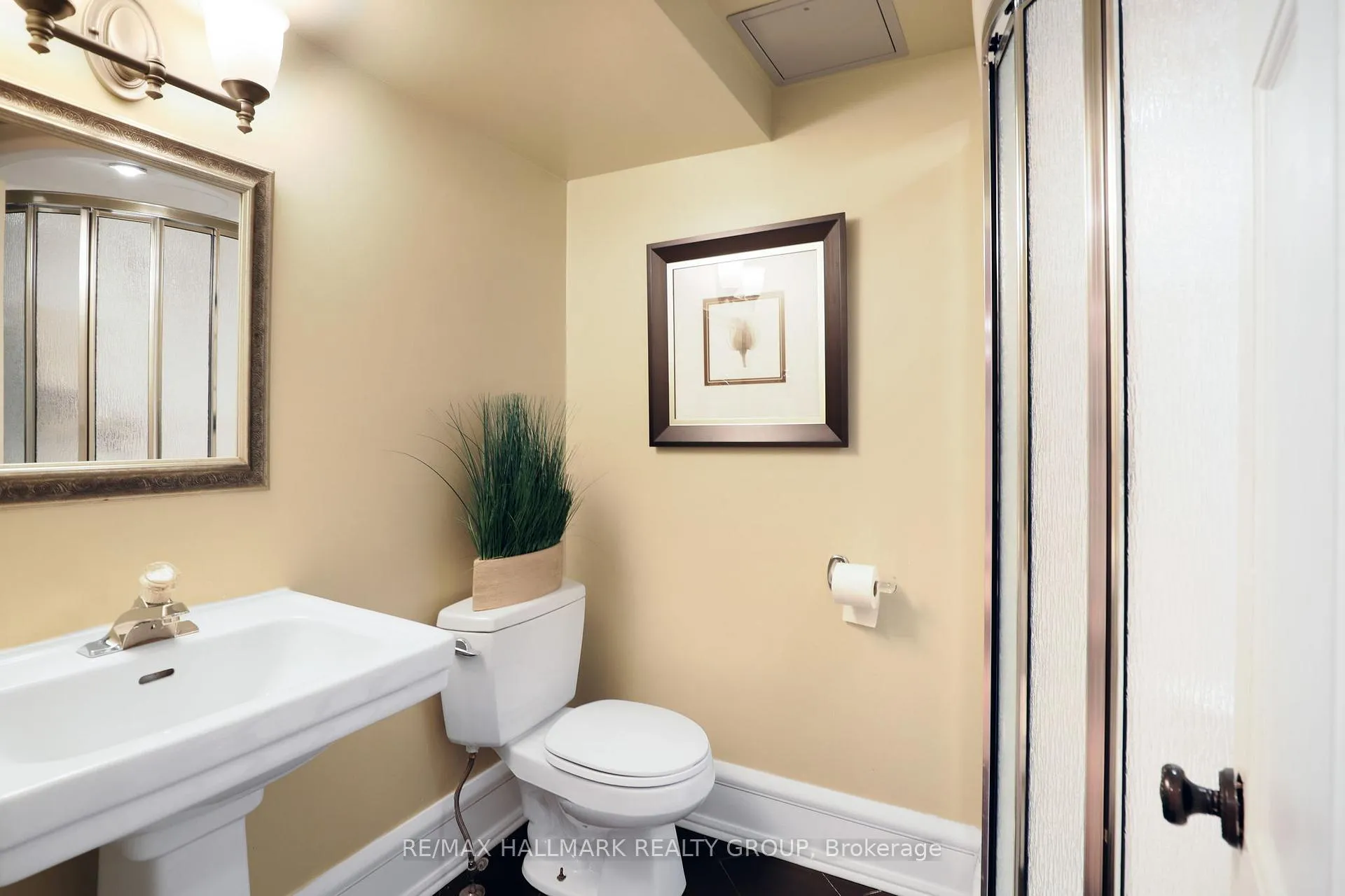 Photo 42 of 525 Piccadilly Avenue, Ottawa, Ottawa West — HOMEH