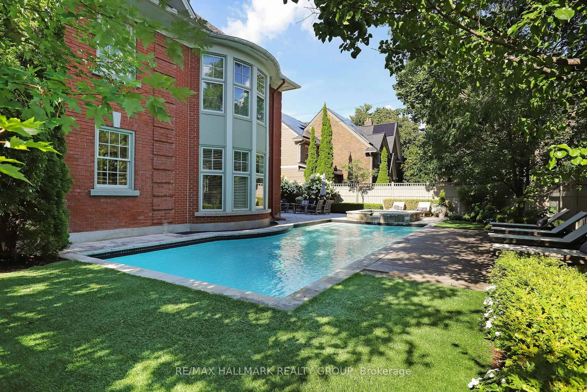 Photo 44 of 525 Piccadilly Avenue, Ottawa, Ottawa West — HOMEH