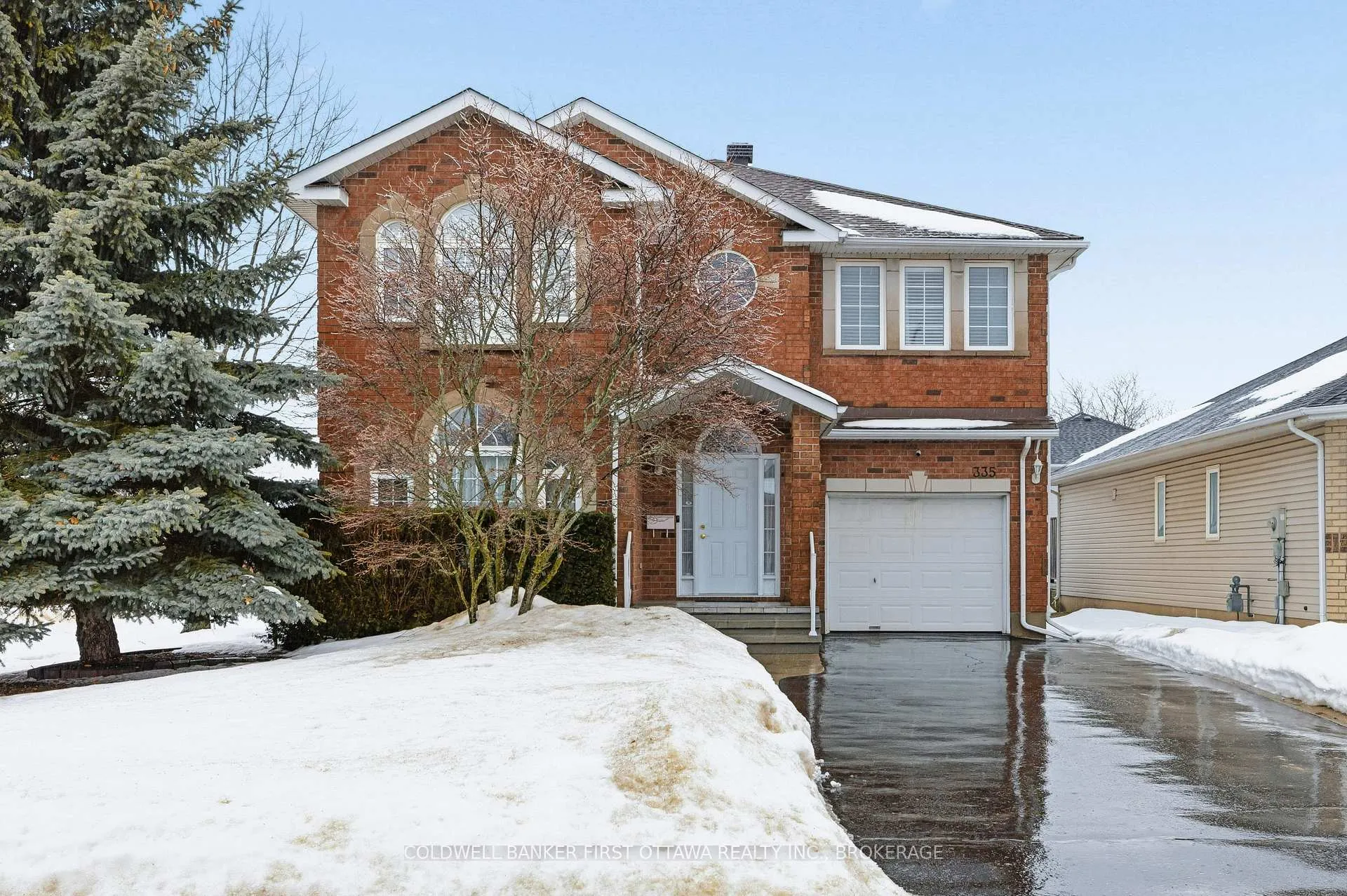 Photo 2 of 335 Ellesmeer Avenue, Kingston, City Northwest — HOMEH