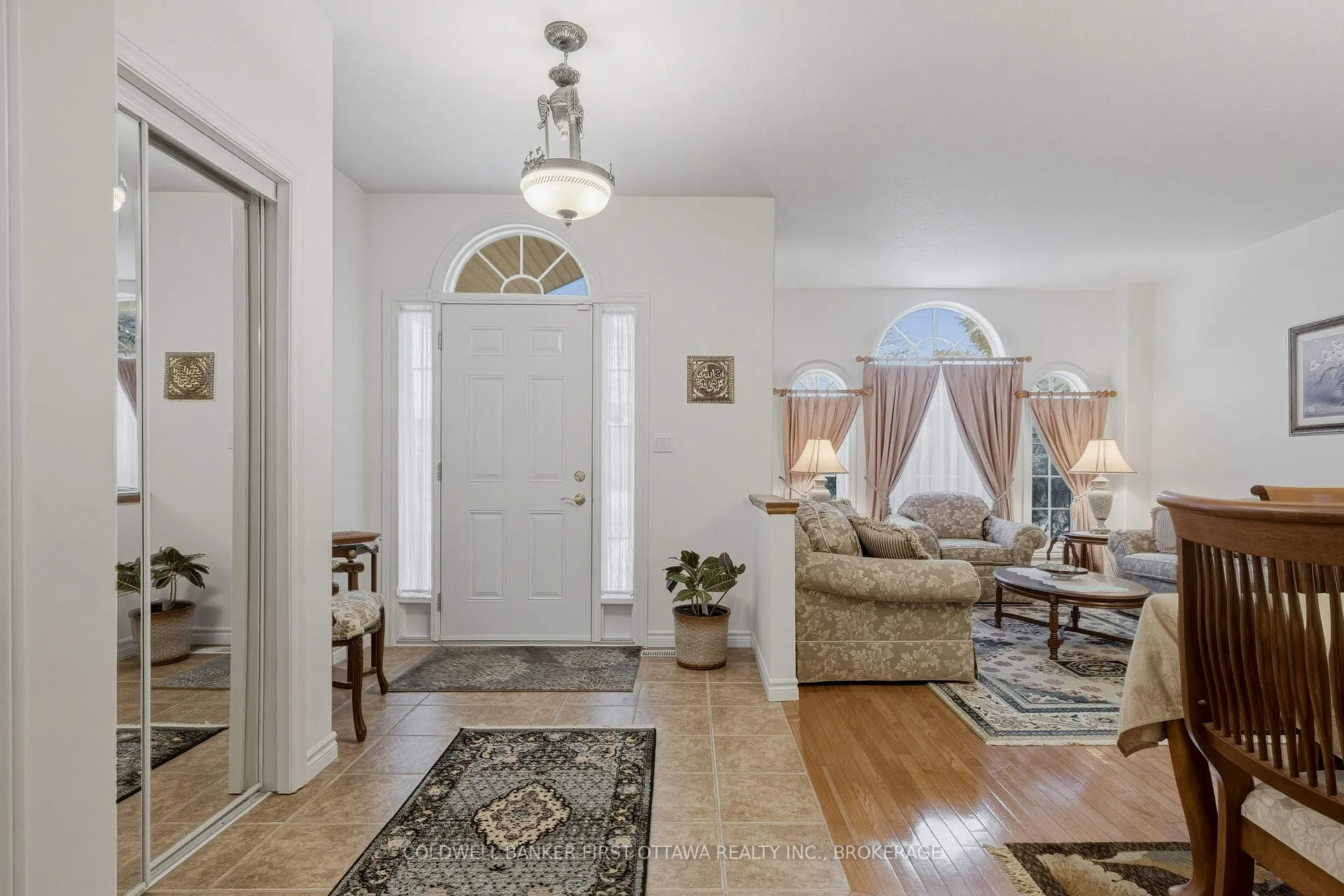 Photo 3 of 335 Ellesmeer Avenue, Kingston, City Northwest — HOMEH