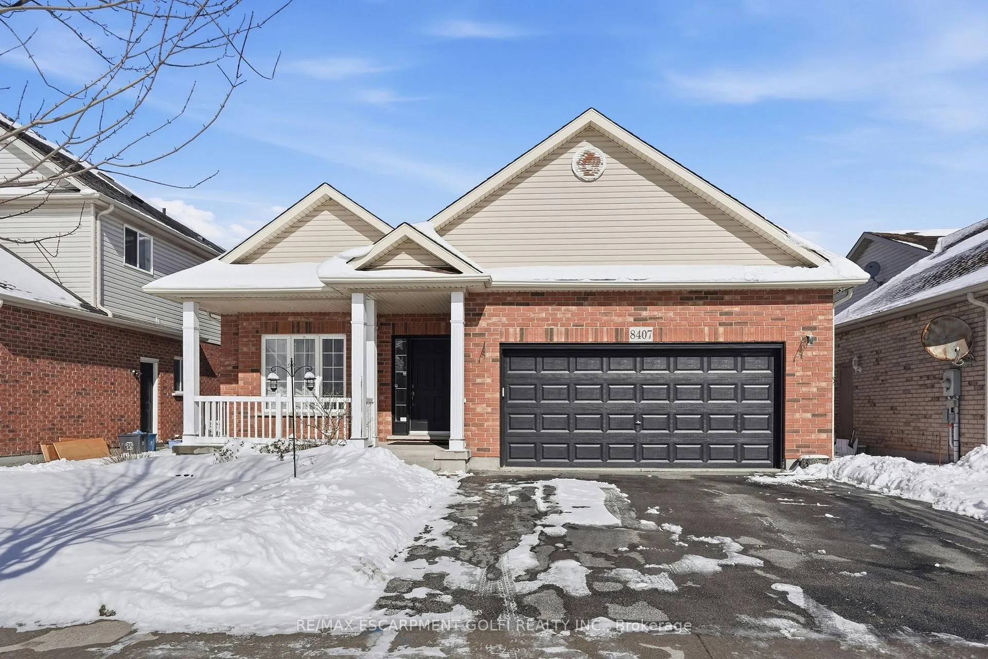 Photo 1 of 8407 Heikoop Crescent, Niagara Falls, Forestview — HOMEH
