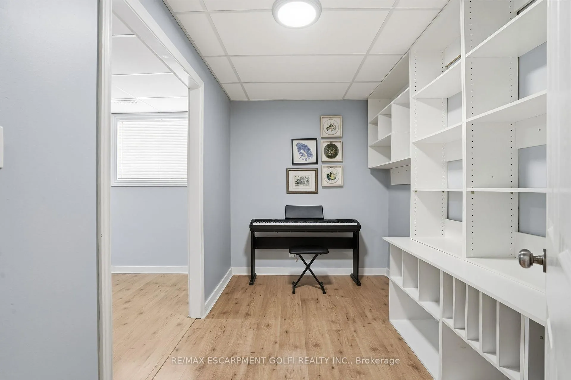 Photo 19 of 8407 Heikoop Crescent, Niagara Falls, Forestview — HOMEH
