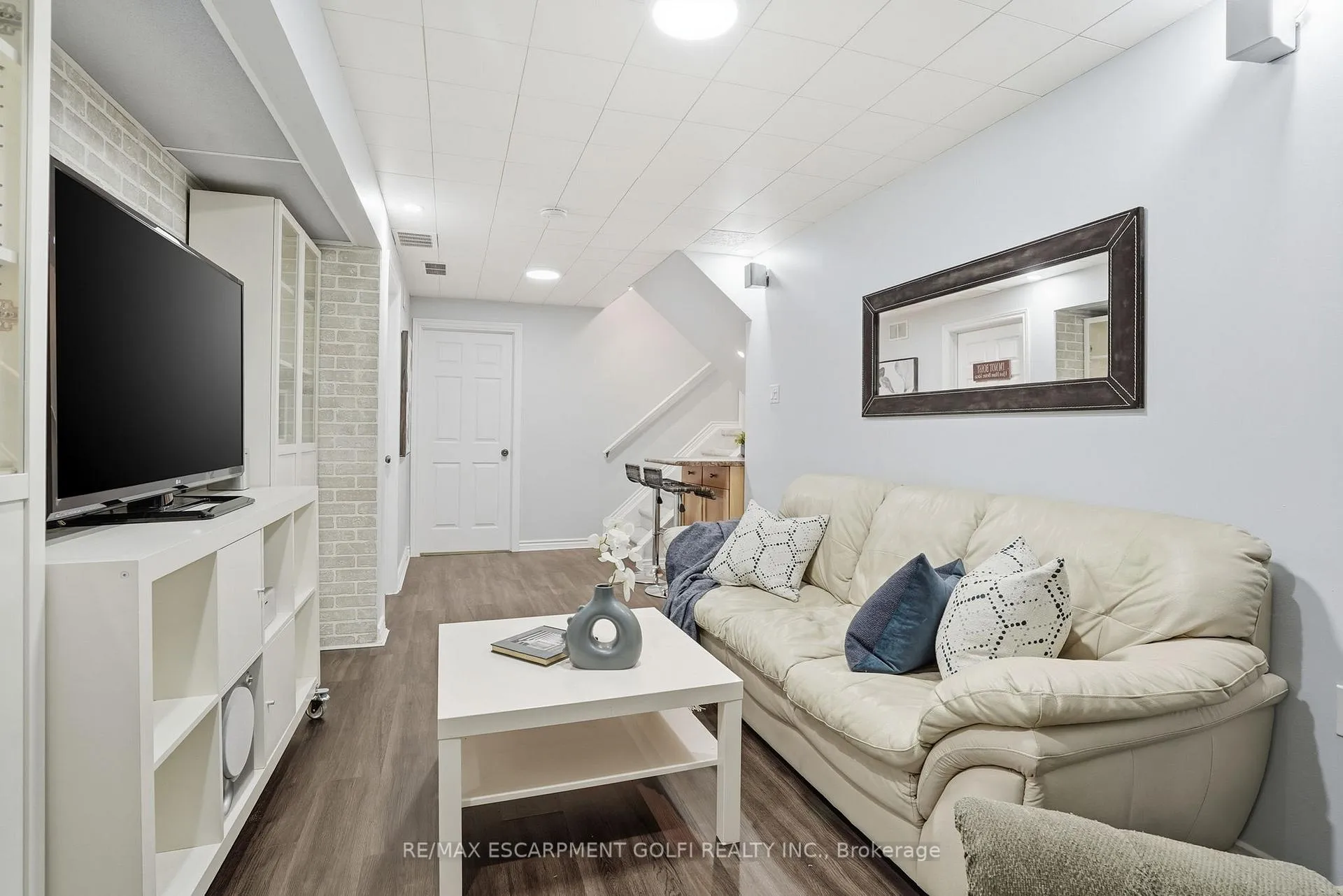 Photo 27 of 8407 Heikoop Crescent, Niagara Falls, Forestview — HOMEH