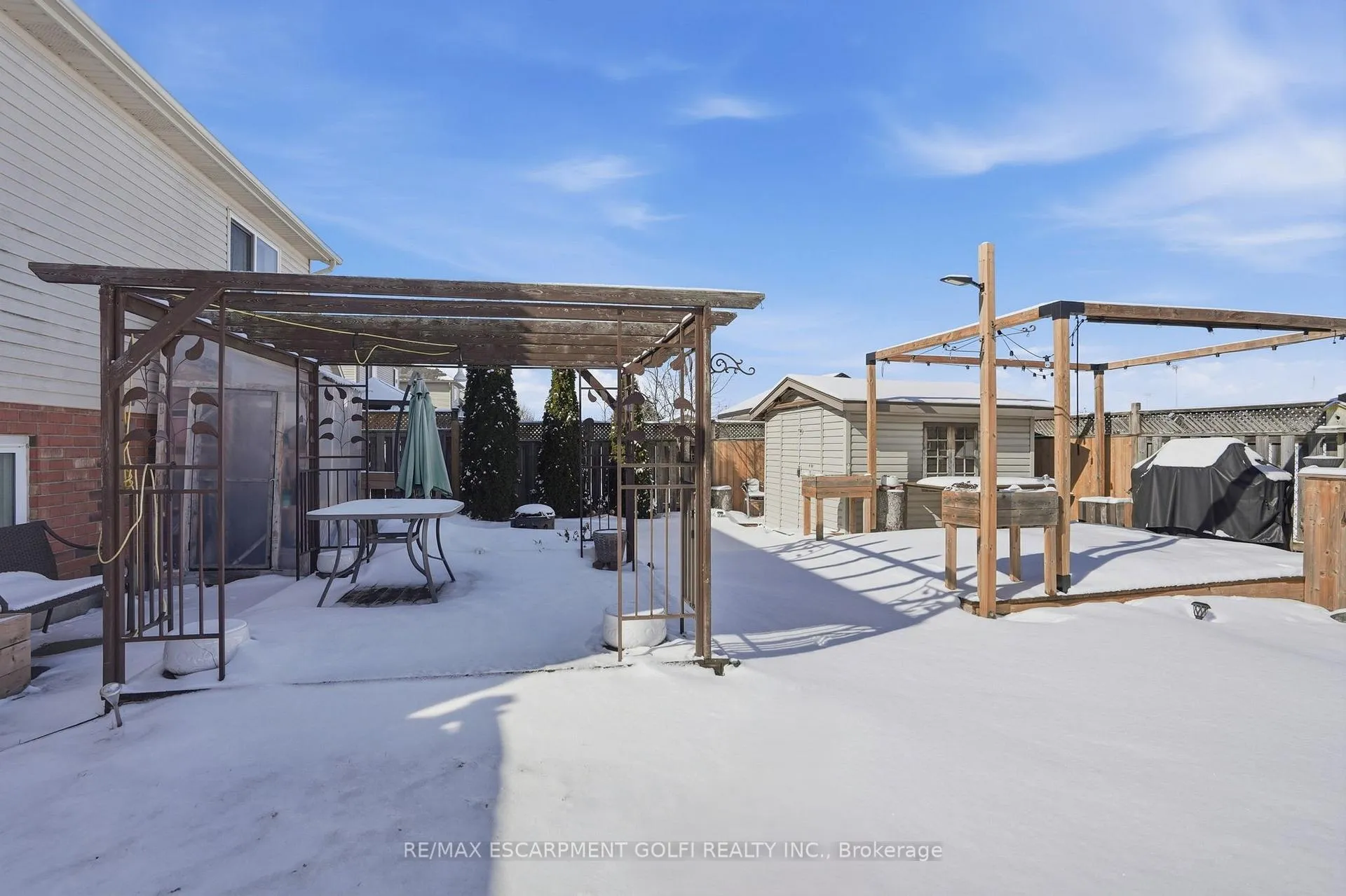 Photo 33 of 8407 Heikoop Crescent, Niagara Falls, Forestview — HOMEH