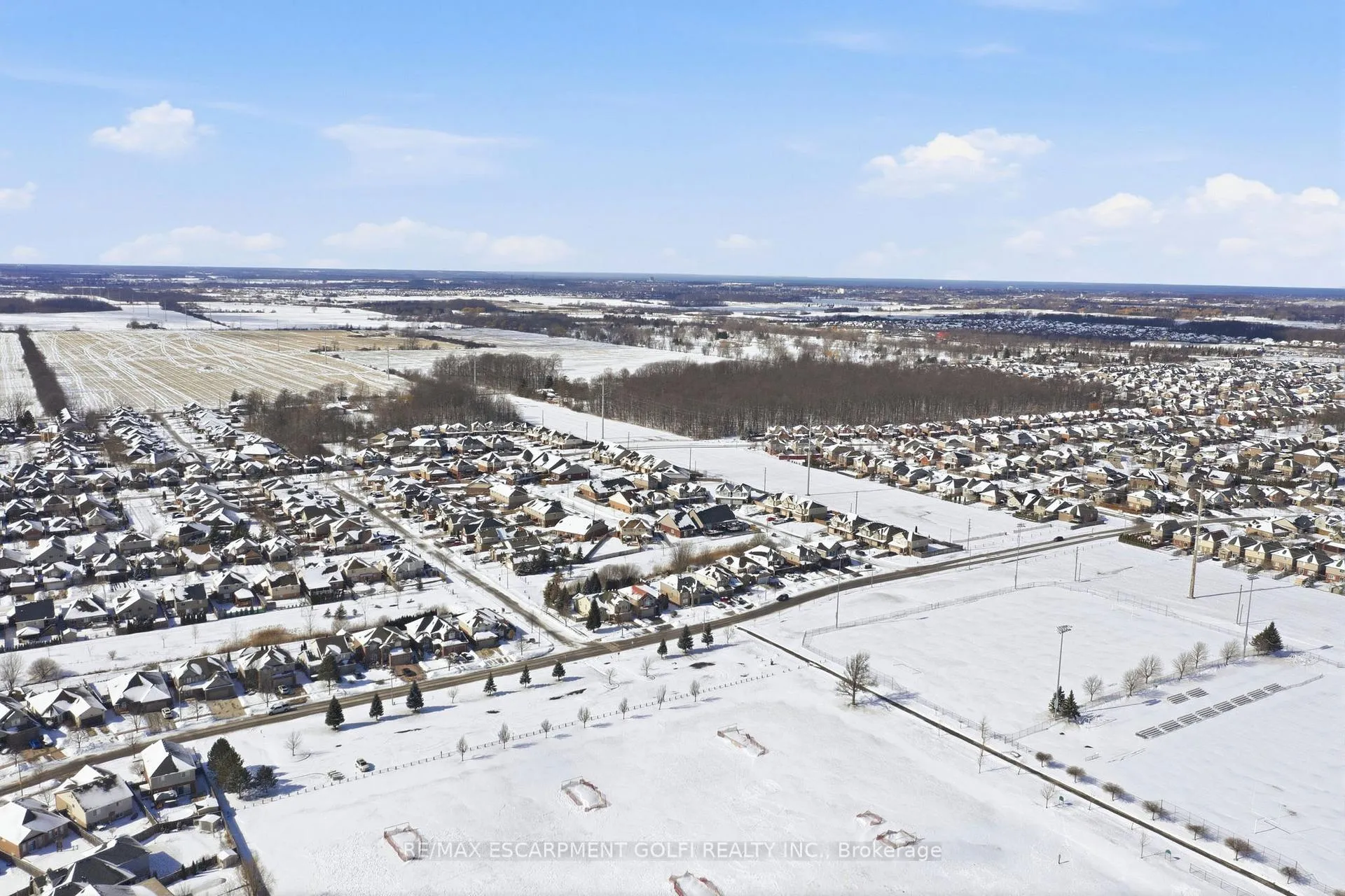 Photo 38 of 8407 Heikoop Crescent, Niagara Falls, Forestview — HOMEH