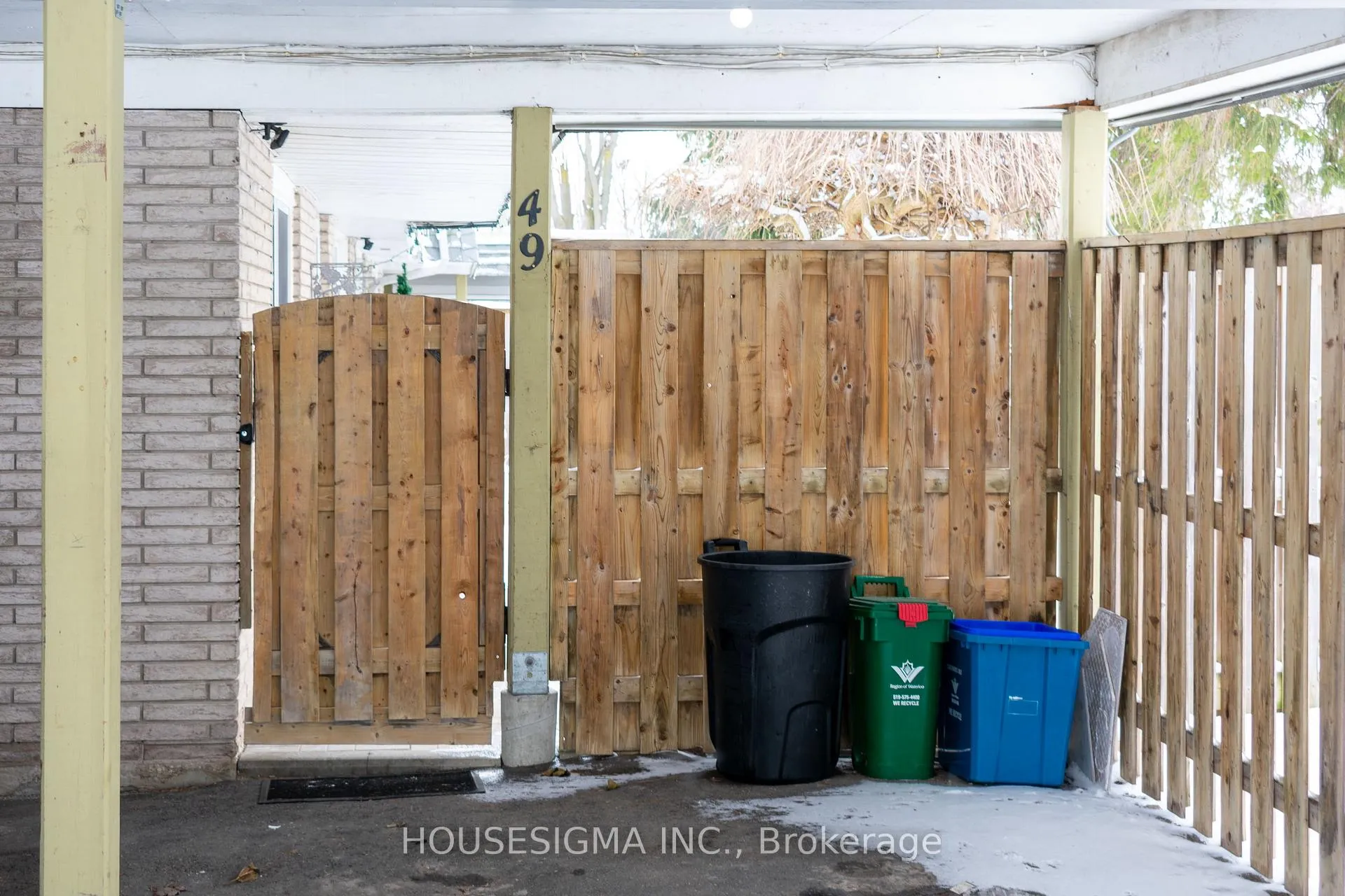 Photo 3 of Unit 49, 14 Williamsburg Road, Kitchener — HOMEH