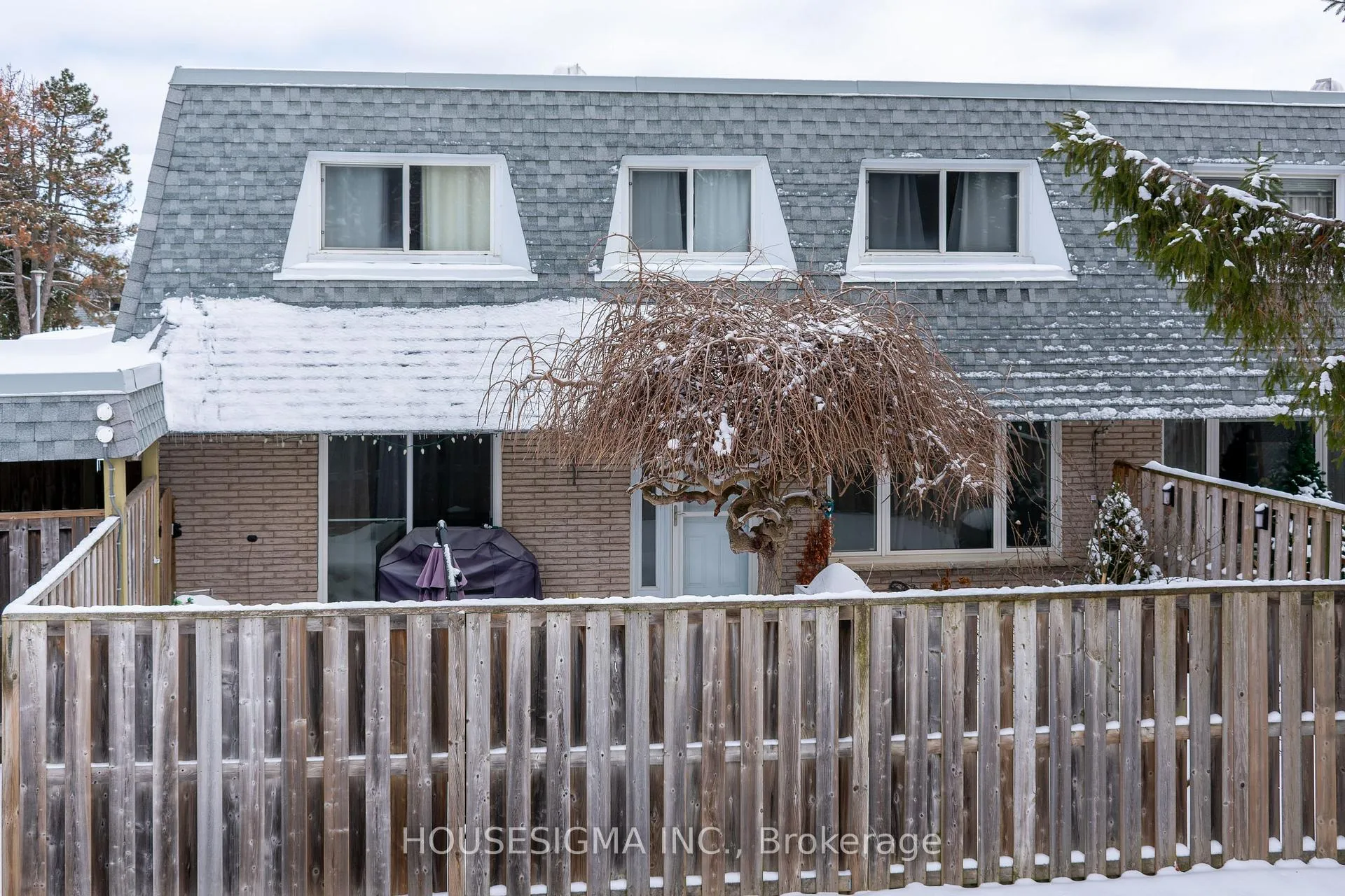 Photo 4 of Unit 49, 14 Williamsburg Road, Kitchener — HOMEH
