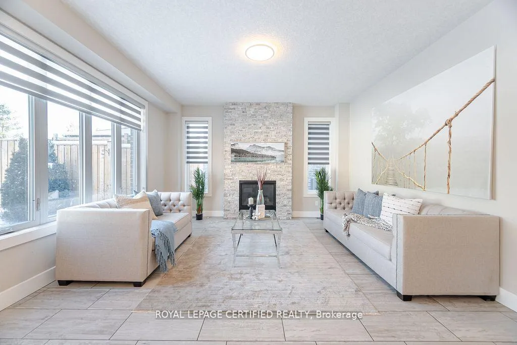 Photo 6 of 204 Forest Creek Drive, Kitchener — HOMEH