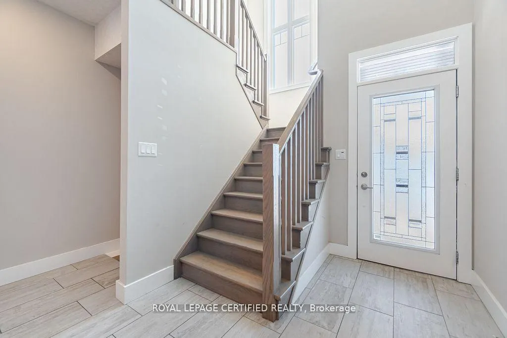 Photo 14 of 204 Forest Creek Drive, Kitchener — HOMEH