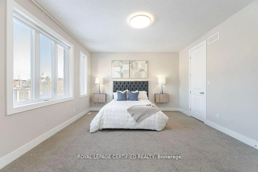 Photo 15 of 204 Forest Creek Drive, Kitchener — HOMEH