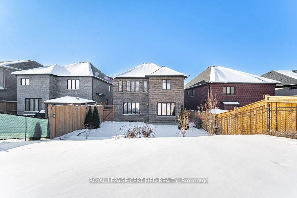 Photo 25 of 204 Forest Creek Drive, Kitchener — HOMEH