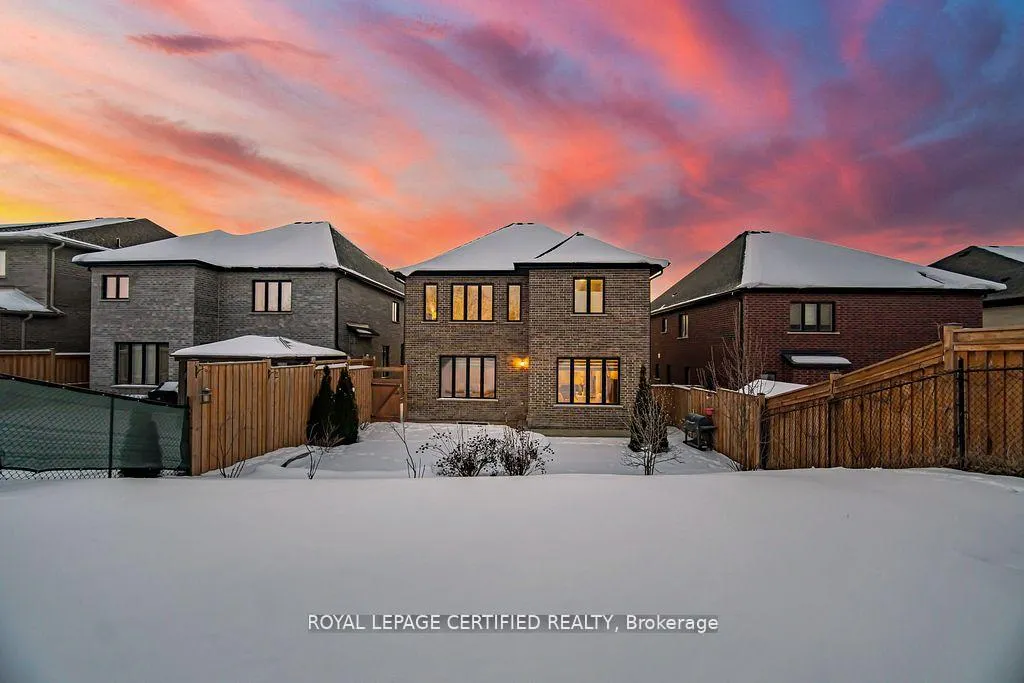 Photo 26 of 204 Forest Creek Drive, Kitchener — HOMEH