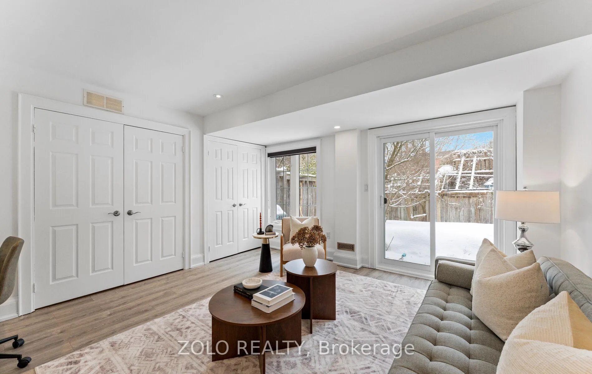 Photo 4 of 8 Burgon Place, Aurora, Aurora Village — HOMEH