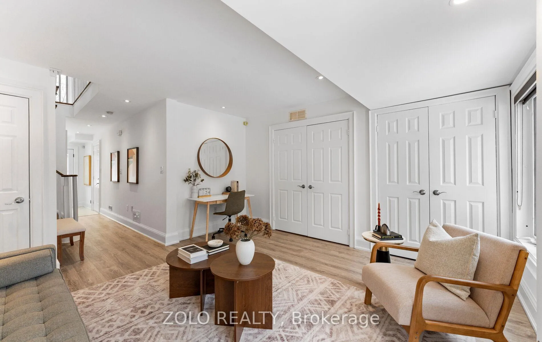 Photo 7 of 8 Burgon Place, Aurora, Aurora Village — HOMEH