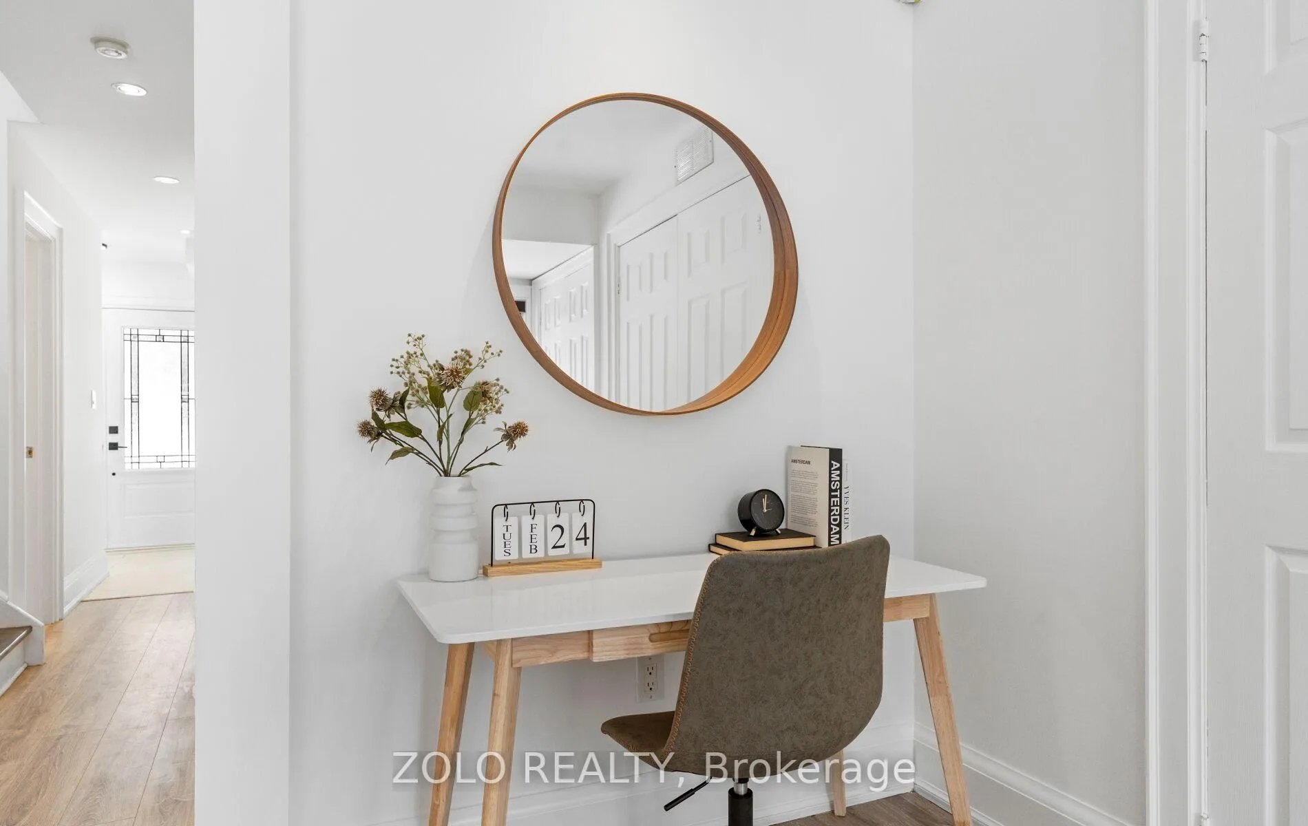 Photo 11 of 8 Burgon Place, Aurora, Aurora Village — HOMEH