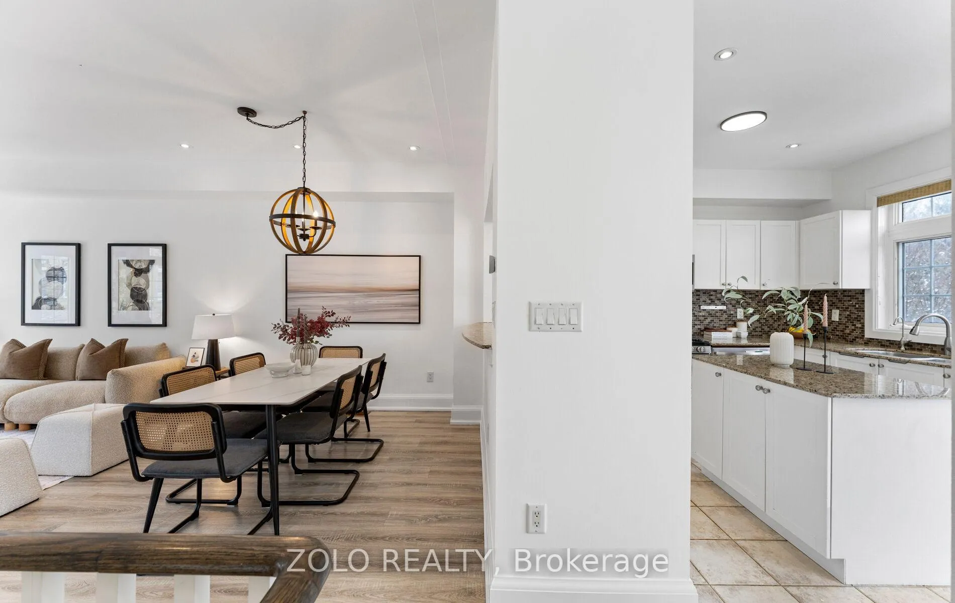 Photo 14 of 8 Burgon Place, Aurora, Aurora Village — HOMEH
