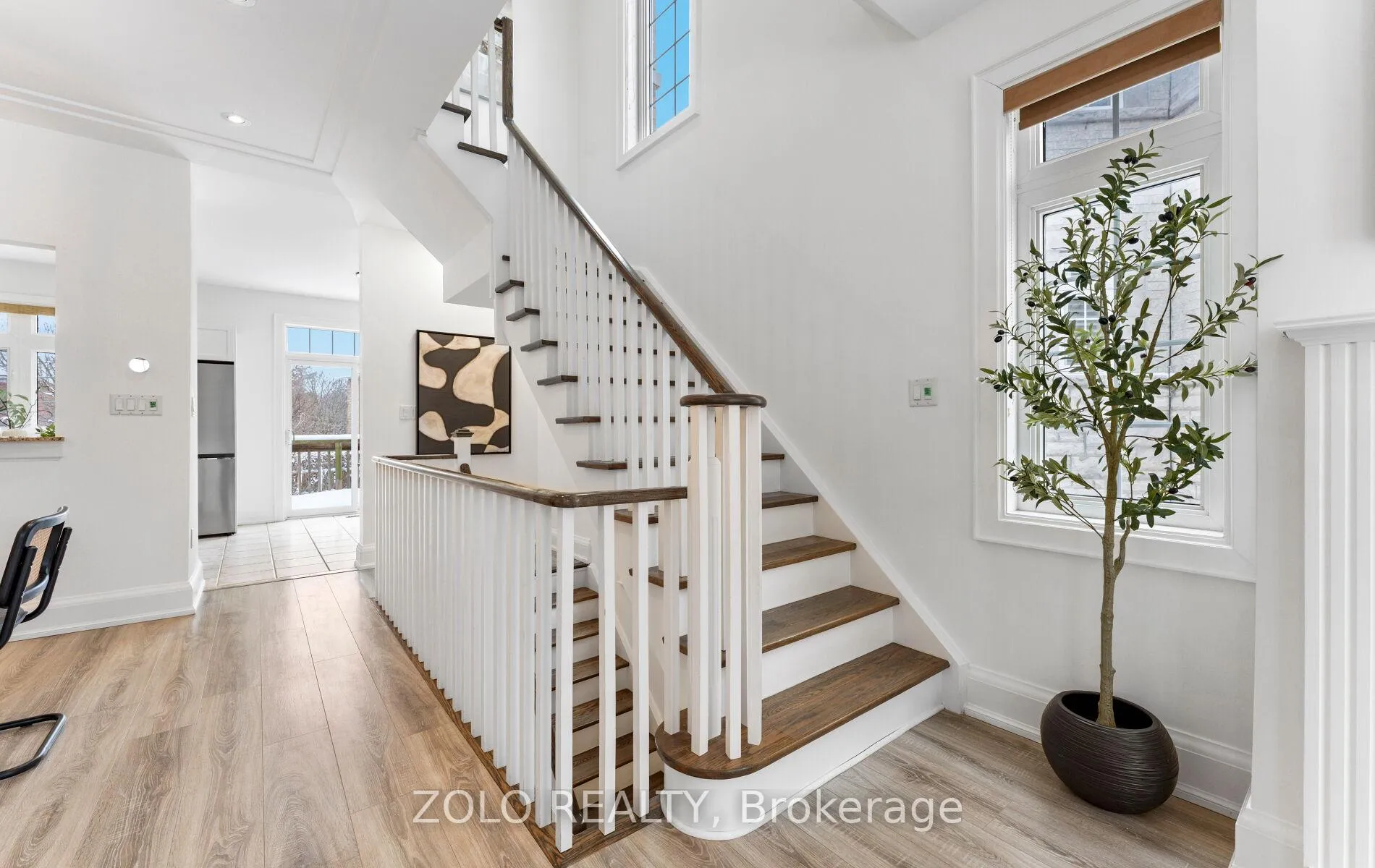 Photo 32 of 8 Burgon Place, Aurora, Aurora Village — HOMEH
