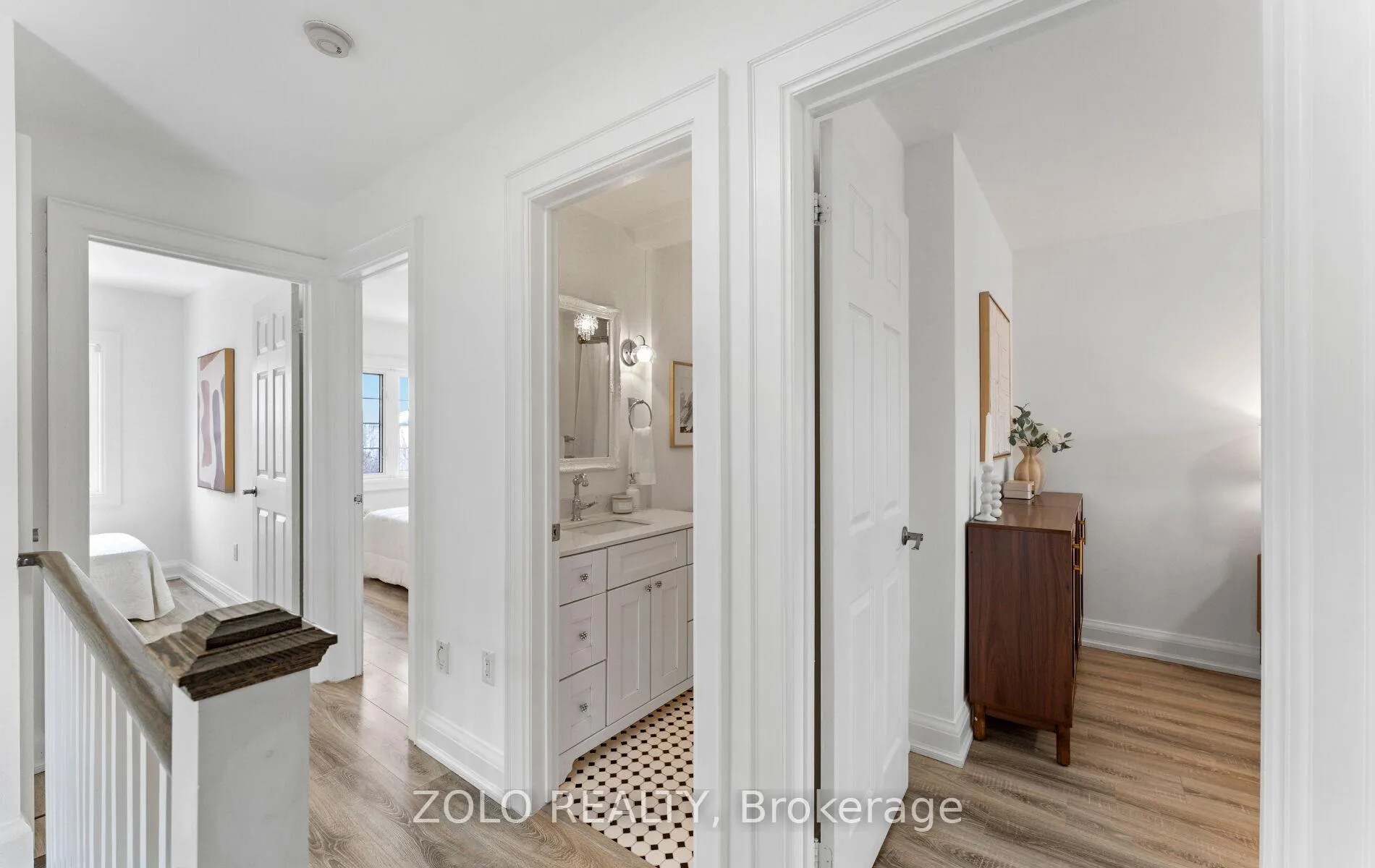 Photo 33 of 8 Burgon Place, Aurora, Aurora Village — HOMEH