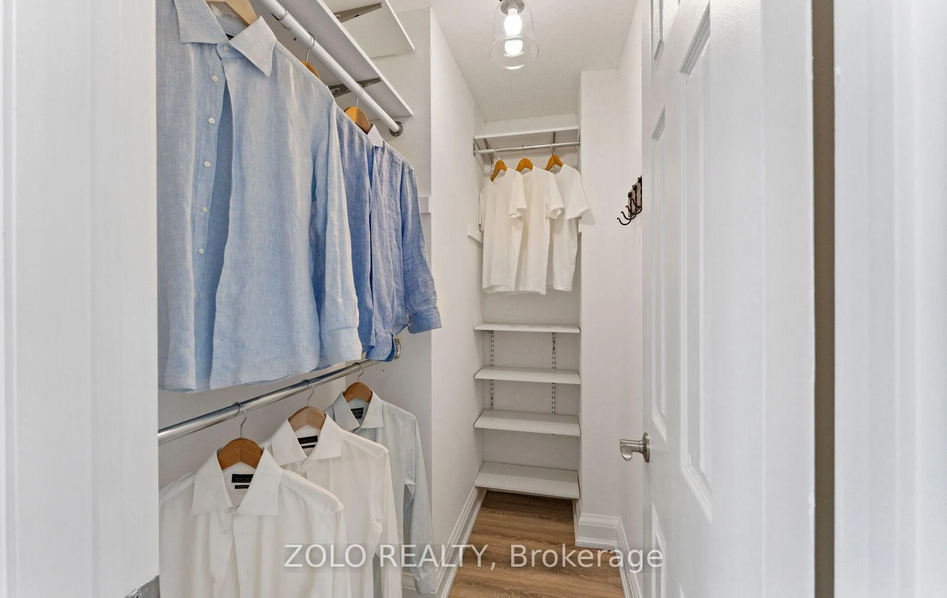 Photo 42 of 8 Burgon Place, Aurora, Aurora Village — HOMEH