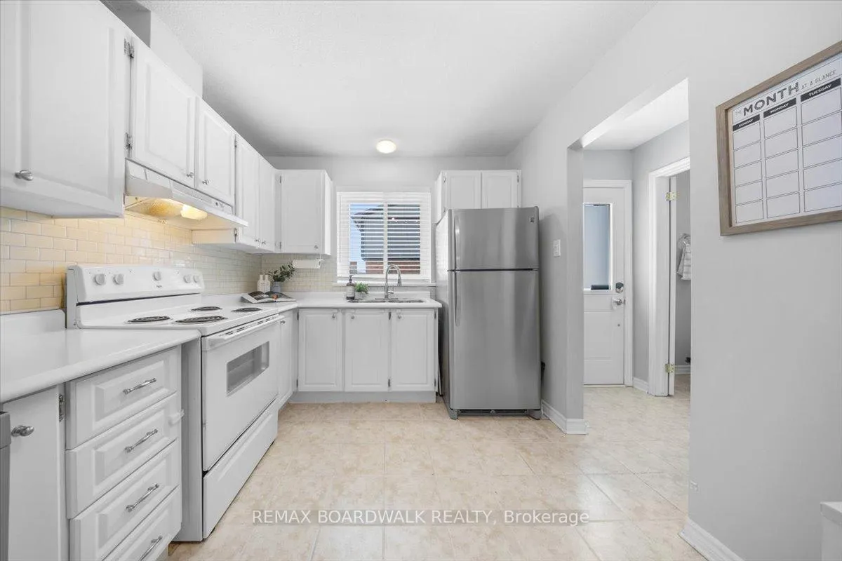Photo 9 of 428 Moodie Drive, Ottawa, Westcliffe Estates — HOMEH