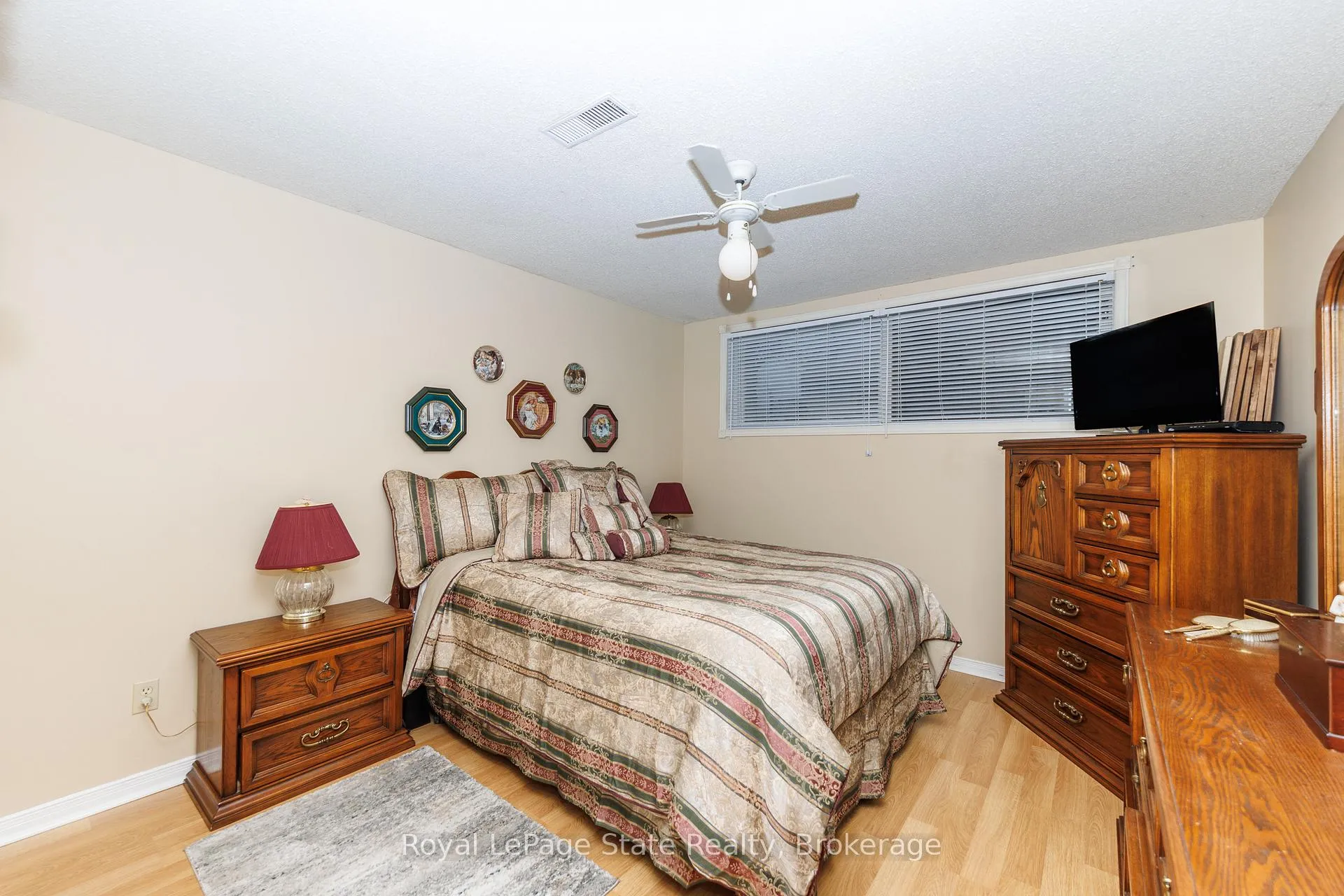 Photo 14 of Unit 1, 4245 Queen Street, Lincoln, Beamsville — HOMEH