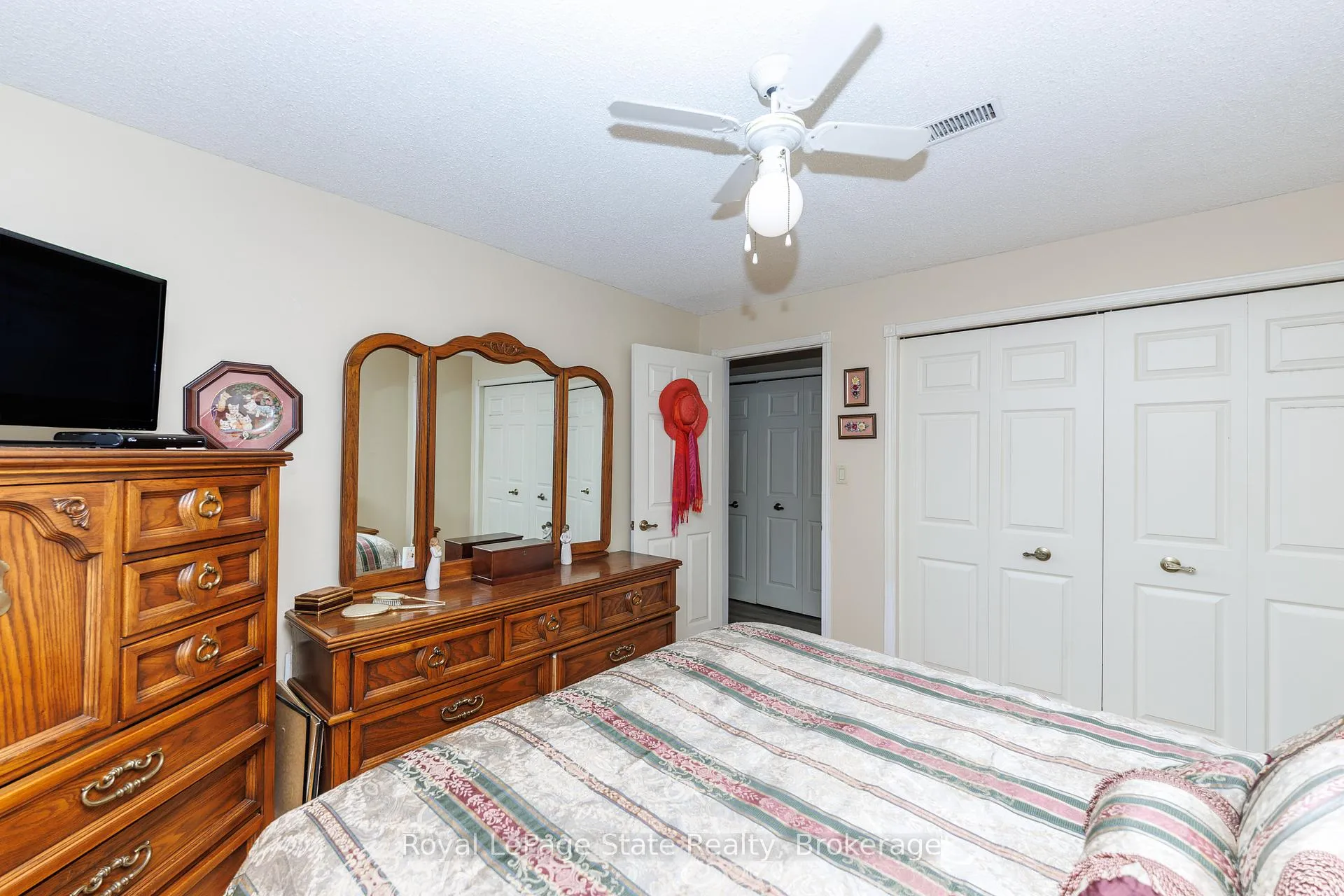 Photo 15 of Unit 1, 4245 Queen Street, Lincoln, Beamsville — HOMEH