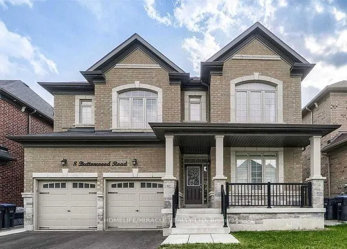 Front of 8 Buttonwood Road