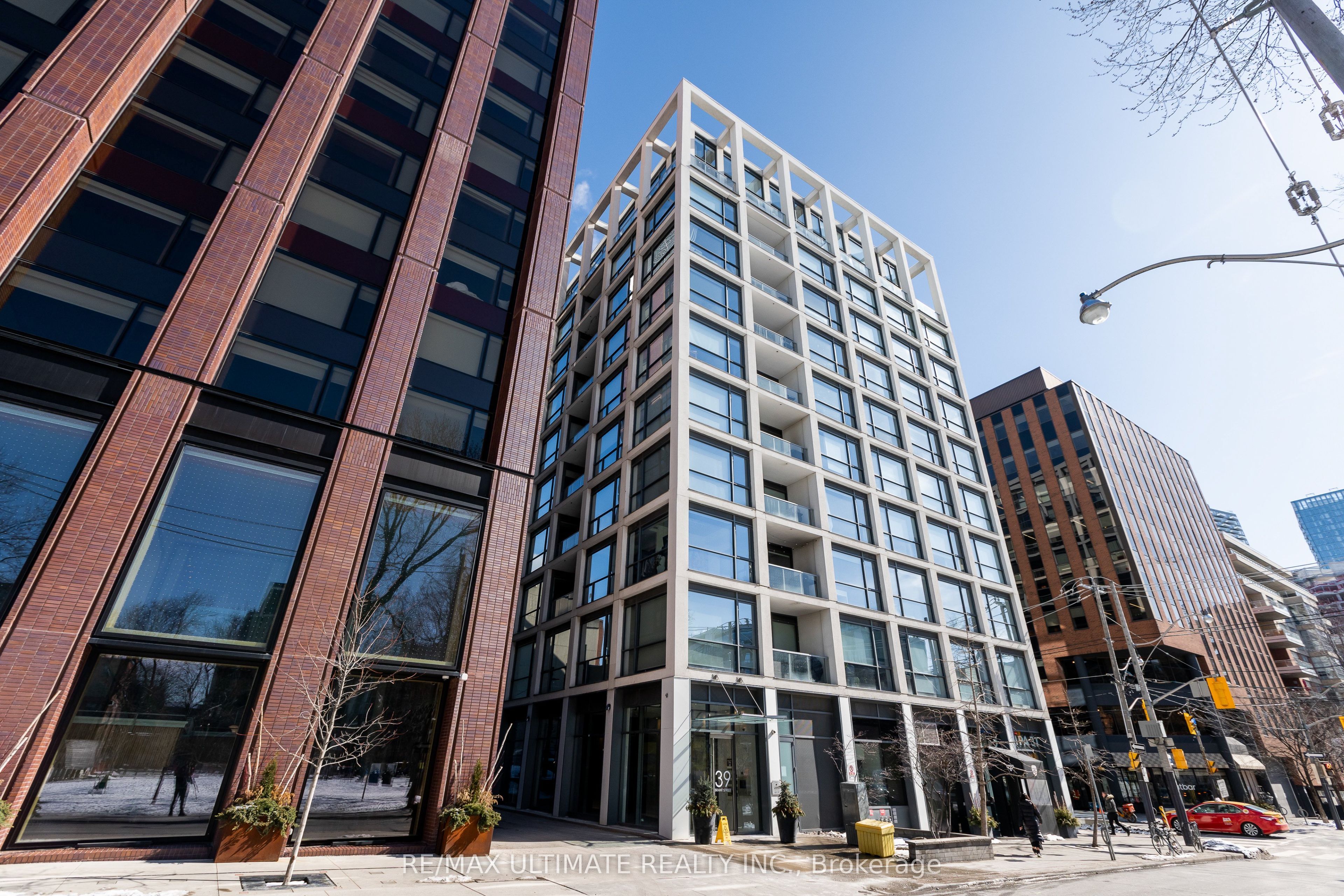 Front of Unit 206, 39 Brant Street