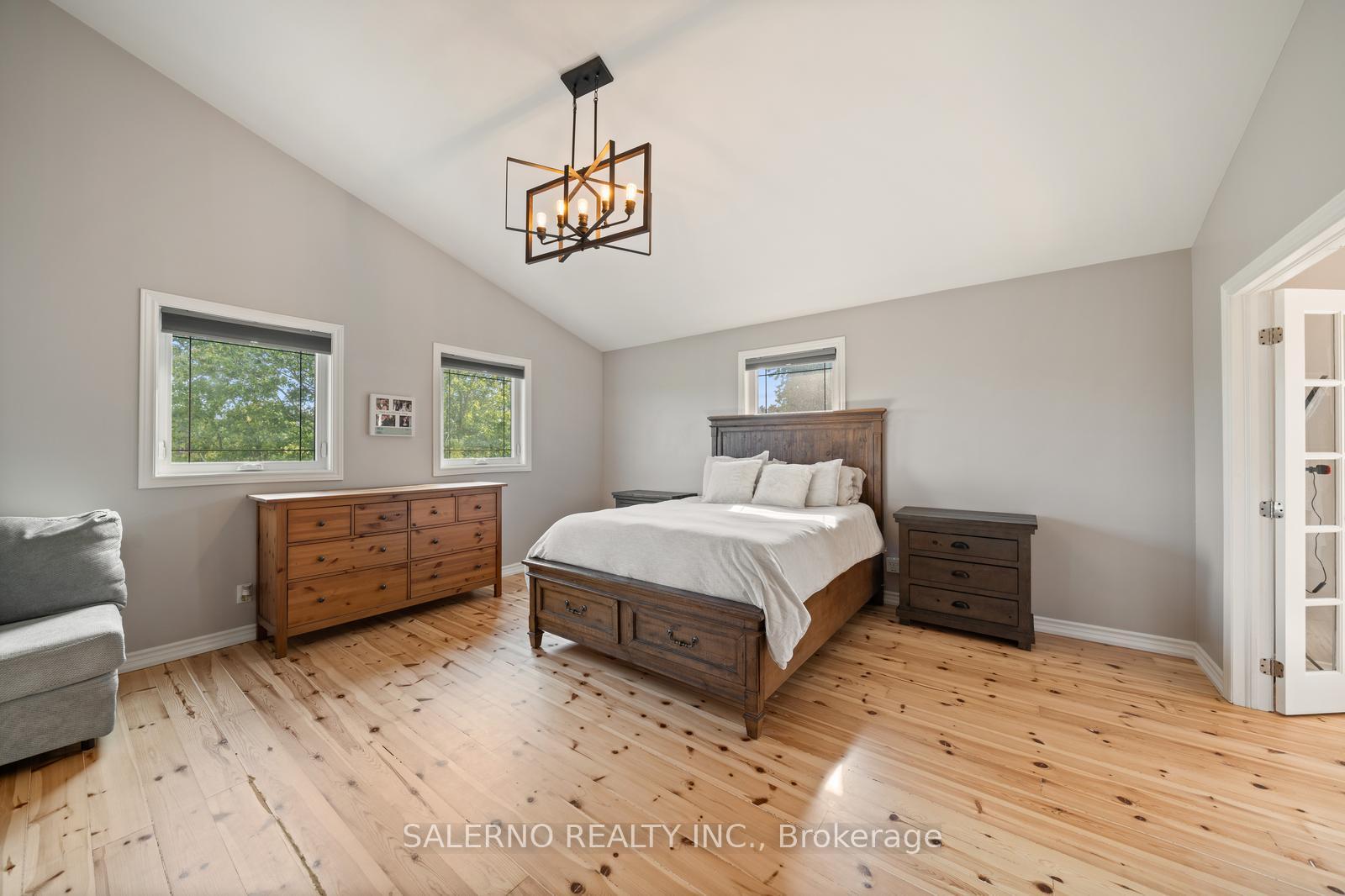 Photo 15 of 16455 10th Concession, King, Rural King — HOMEH