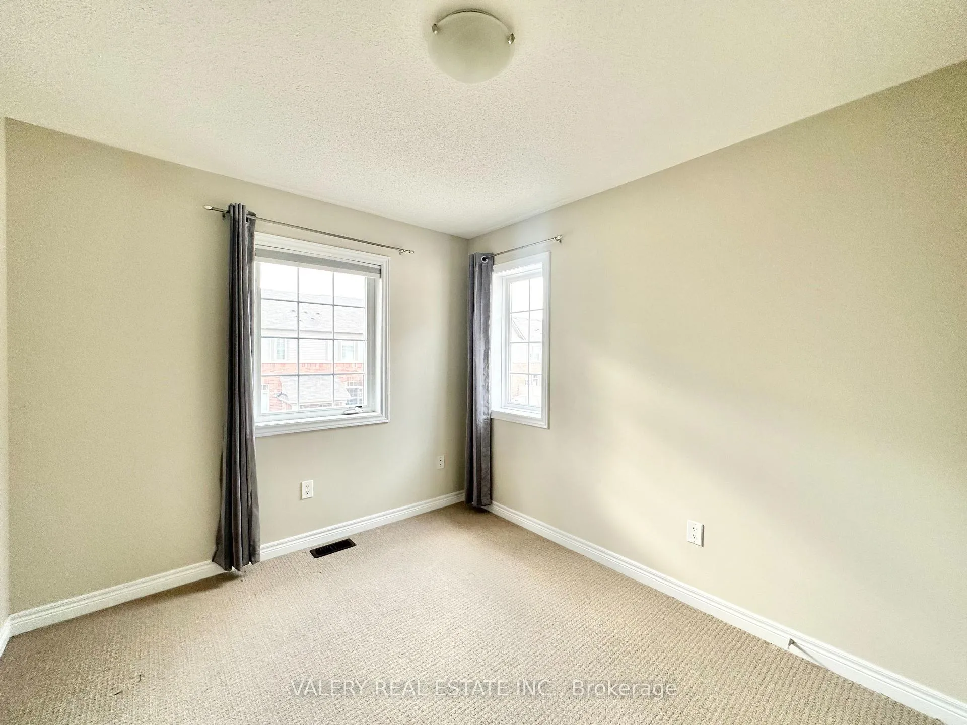 Photo 4 of Unit 72, 541 Winston Road, Grimsby, Grimsby Beach — HOMEH