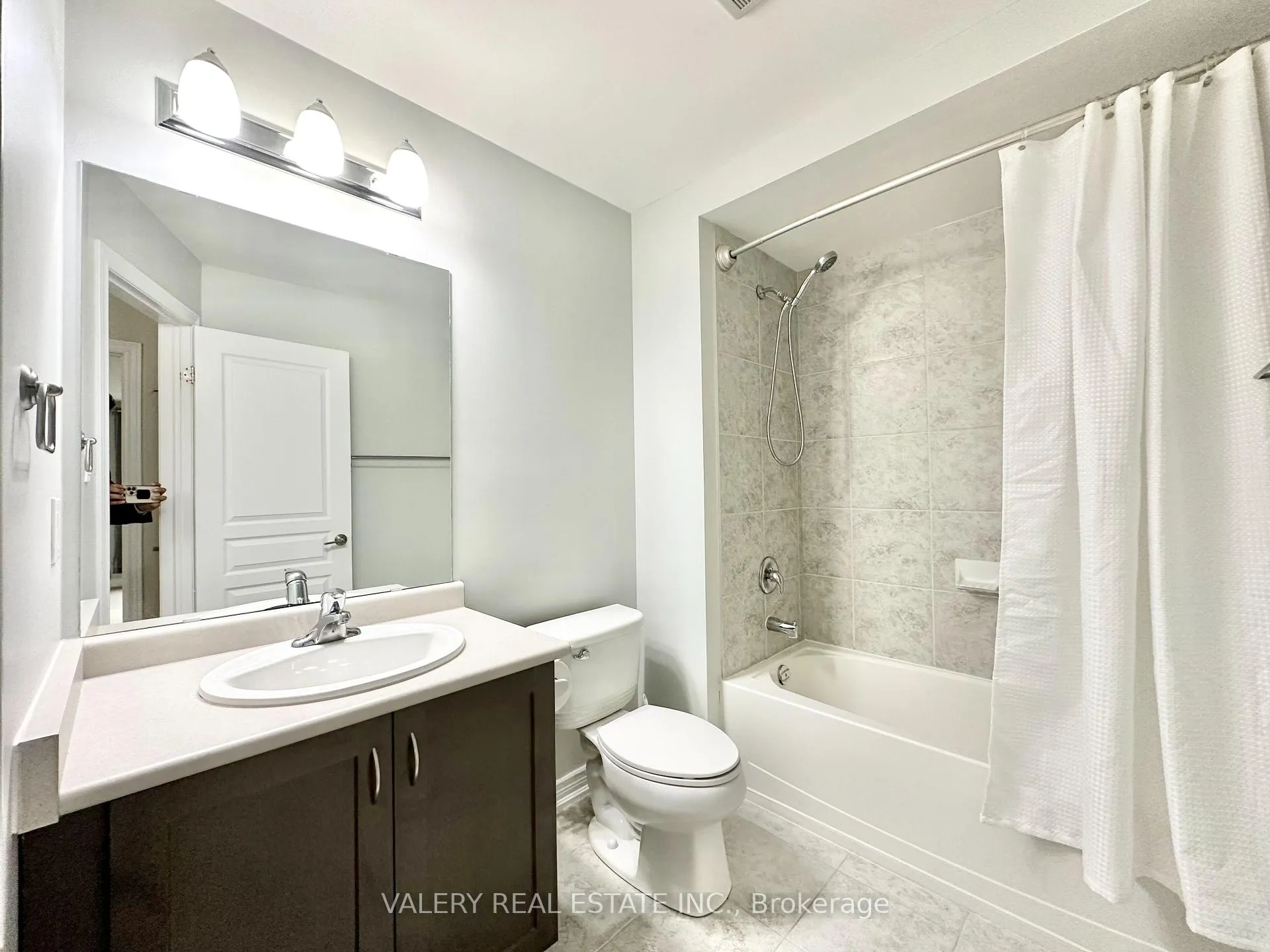 Photo 6 of Unit 72, 541 Winston Road, Grimsby, Grimsby Beach — HOMEH
