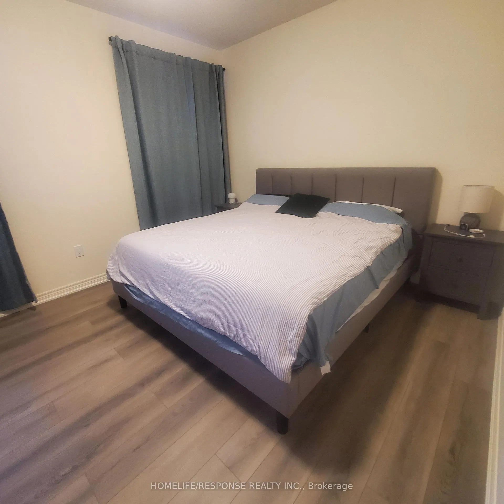 Photo 12 of 290 Skinner Road, Hamilton, Waterdown — HOMEH