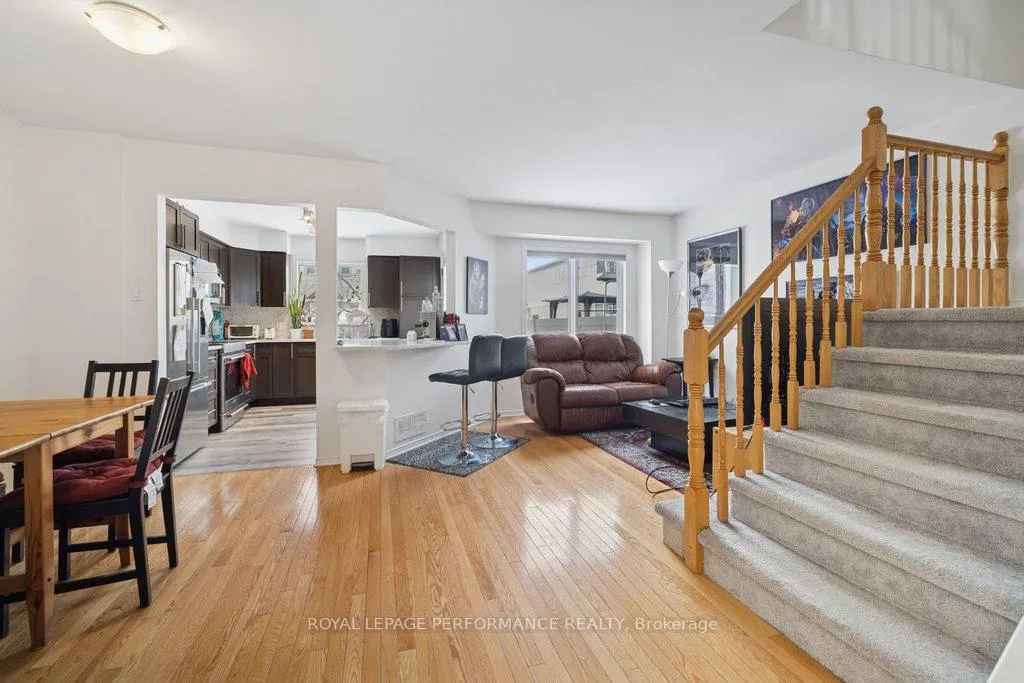 Photo 6 of 1666 Jobin Crescent, Ottawa, Carson Grove — HOMEH