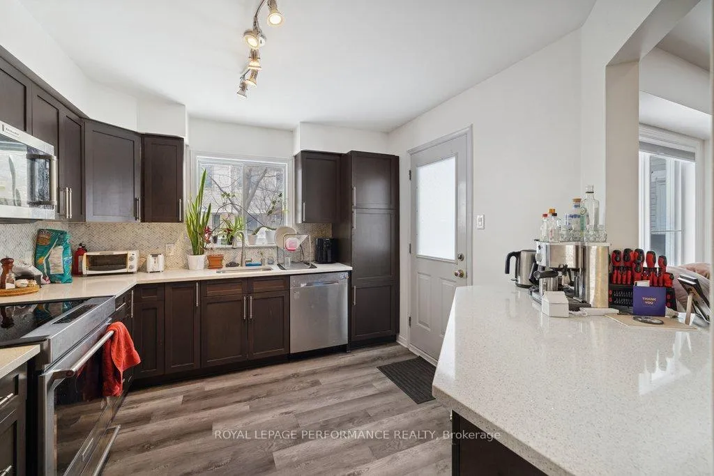 Photo 15 of 1666 Jobin Crescent, Ottawa, Carson Grove — HOMEH