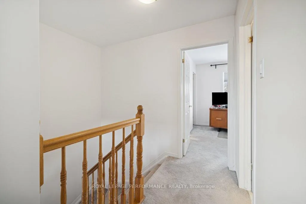 Photo 21 of 1666 Jobin Crescent, Ottawa, Carson Grove — HOMEH