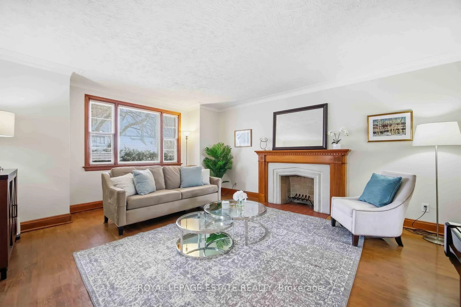 Photo 4 of 207 Clonmore Drive, Scarborough, Birchcliffe-Cliffside — HOMEH
