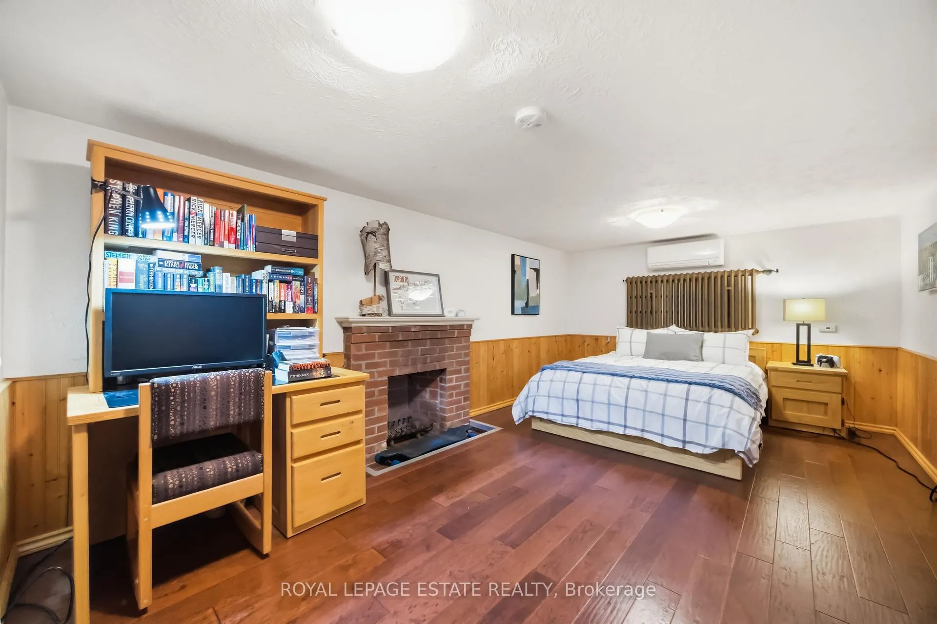 Photo 15 of 207 Clonmore Drive, Scarborough, Birchcliffe-Cliffside — HOMEH