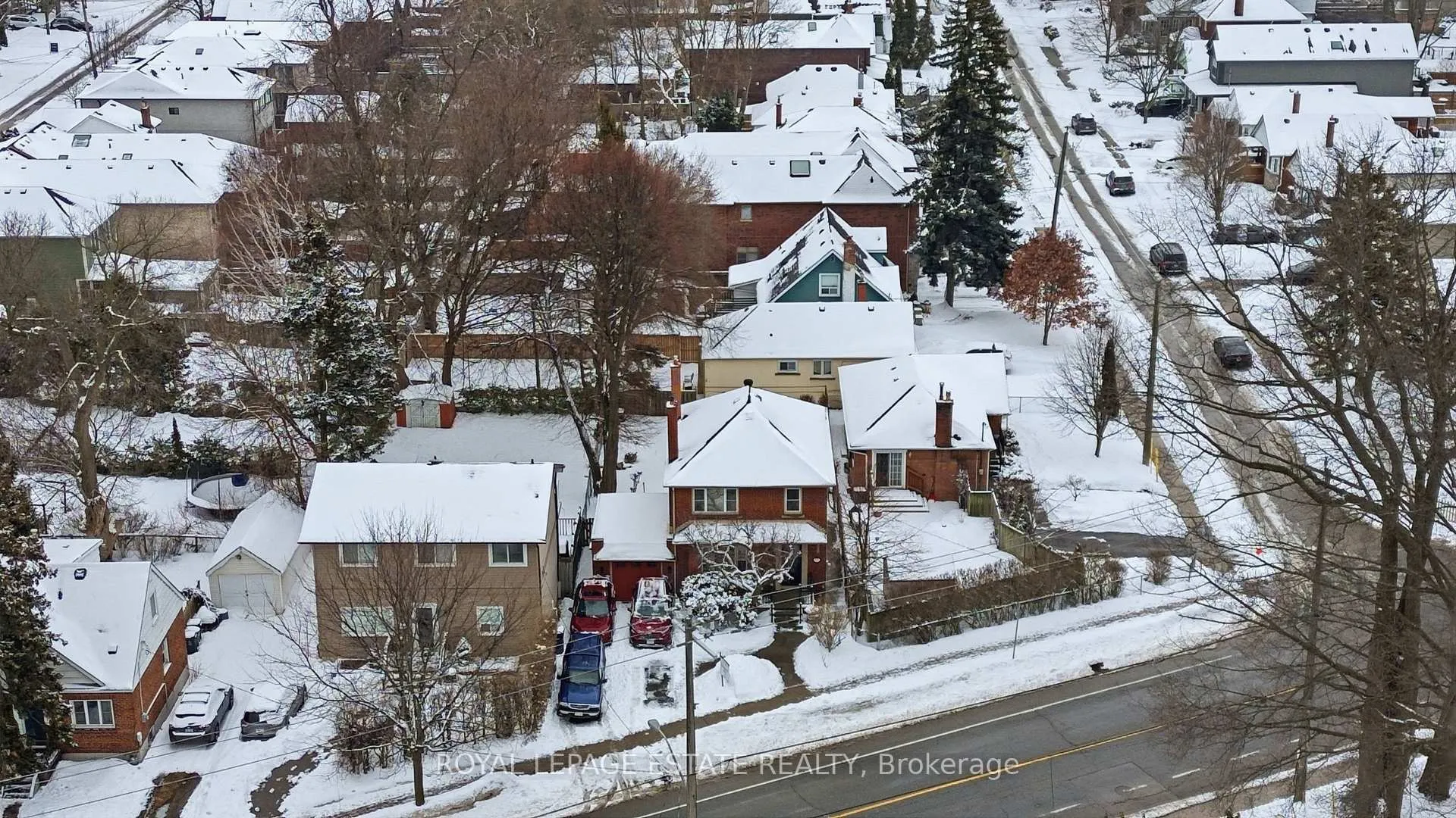 Photo 20 of 207 Clonmore Drive, Scarborough, Birchcliffe-Cliffside — HOMEH