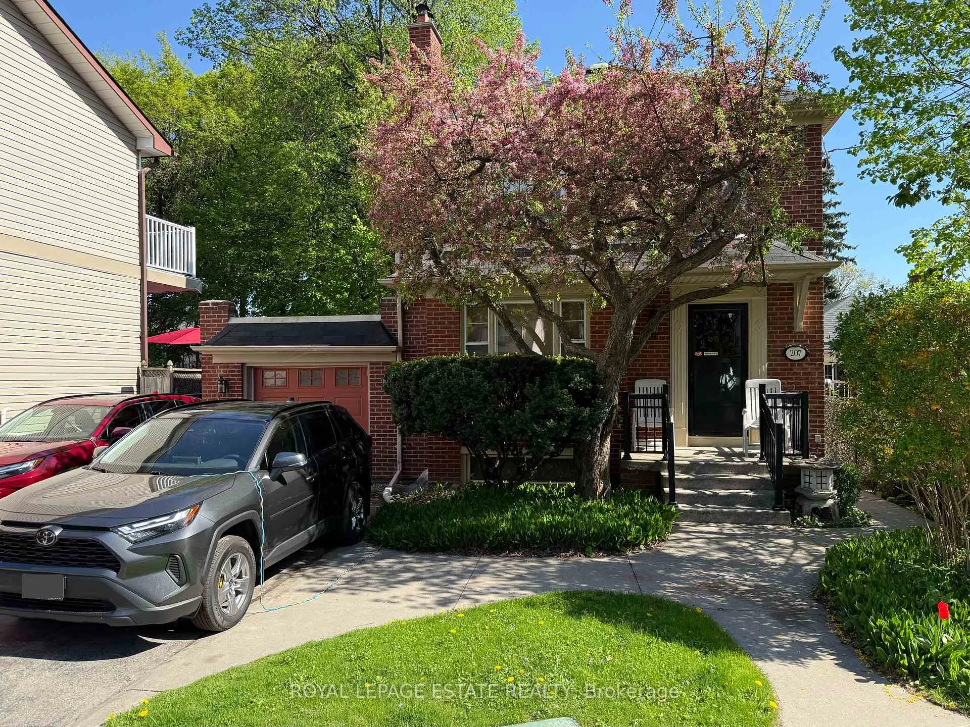 Photo 22 of 207 Clonmore Drive, Scarborough, Birchcliffe-Cliffside — HOMEH