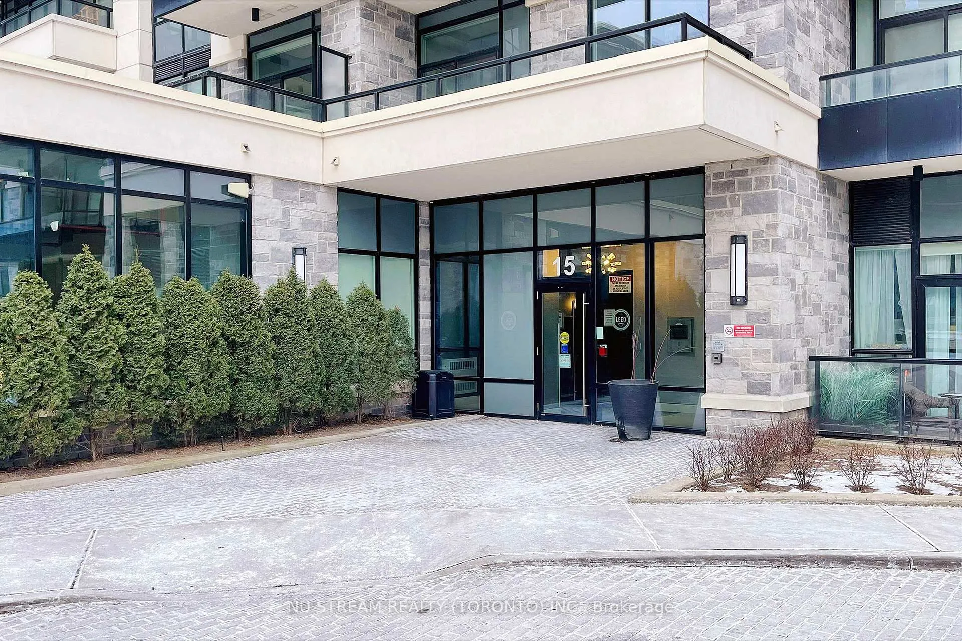 Photo 2 of Unit 1803, 15 Water Walk Drive, Markham, Unionville — HOMEH
