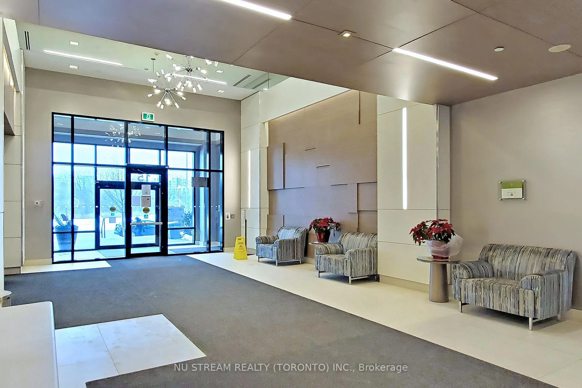 Photo 6 of Unit 1803, 15 Water Walk Drive, Markham, Unionville — HOMEH