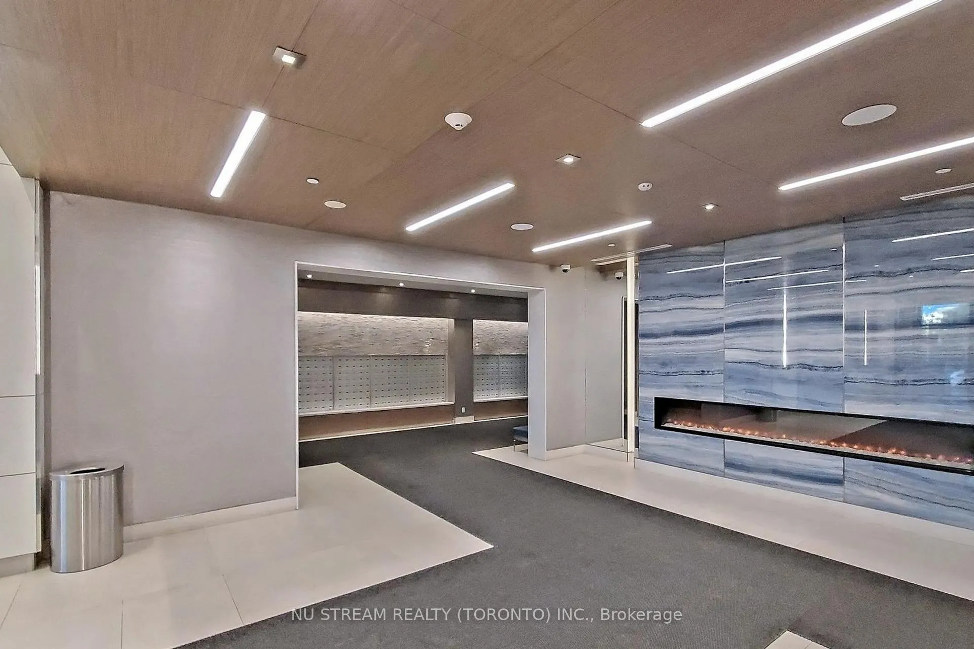 Photo 8 of Unit 1803, 15 Water Walk Drive, Markham, Unionville — HOMEH