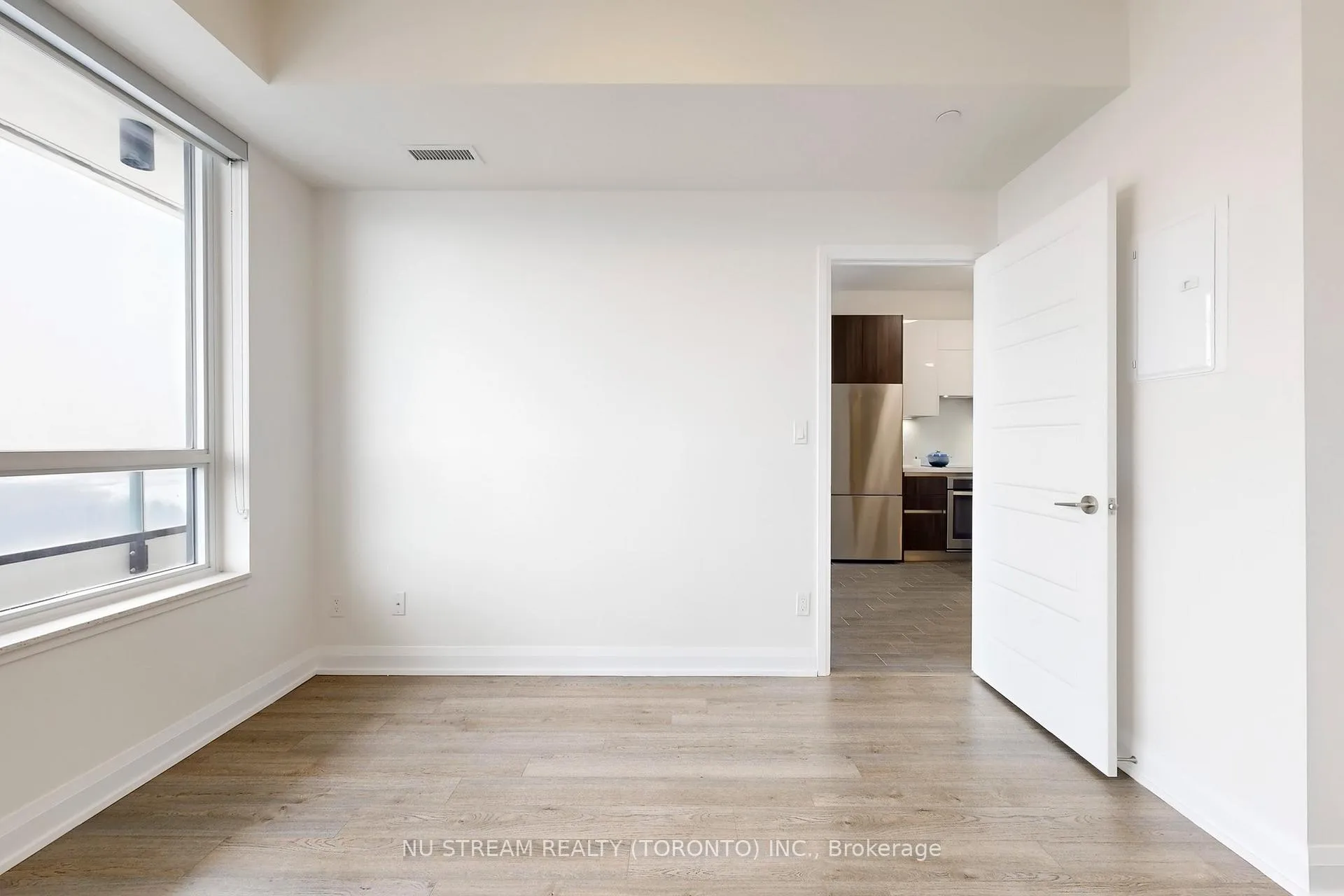 Photo 21 of Unit 1803, 15 Water Walk Drive, Markham, Unionville — HOMEH