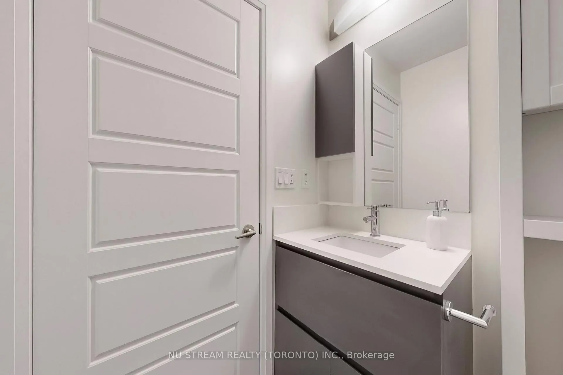Photo 30 of Unit 1803, 15 Water Walk Drive, Markham, Unionville — HOMEH