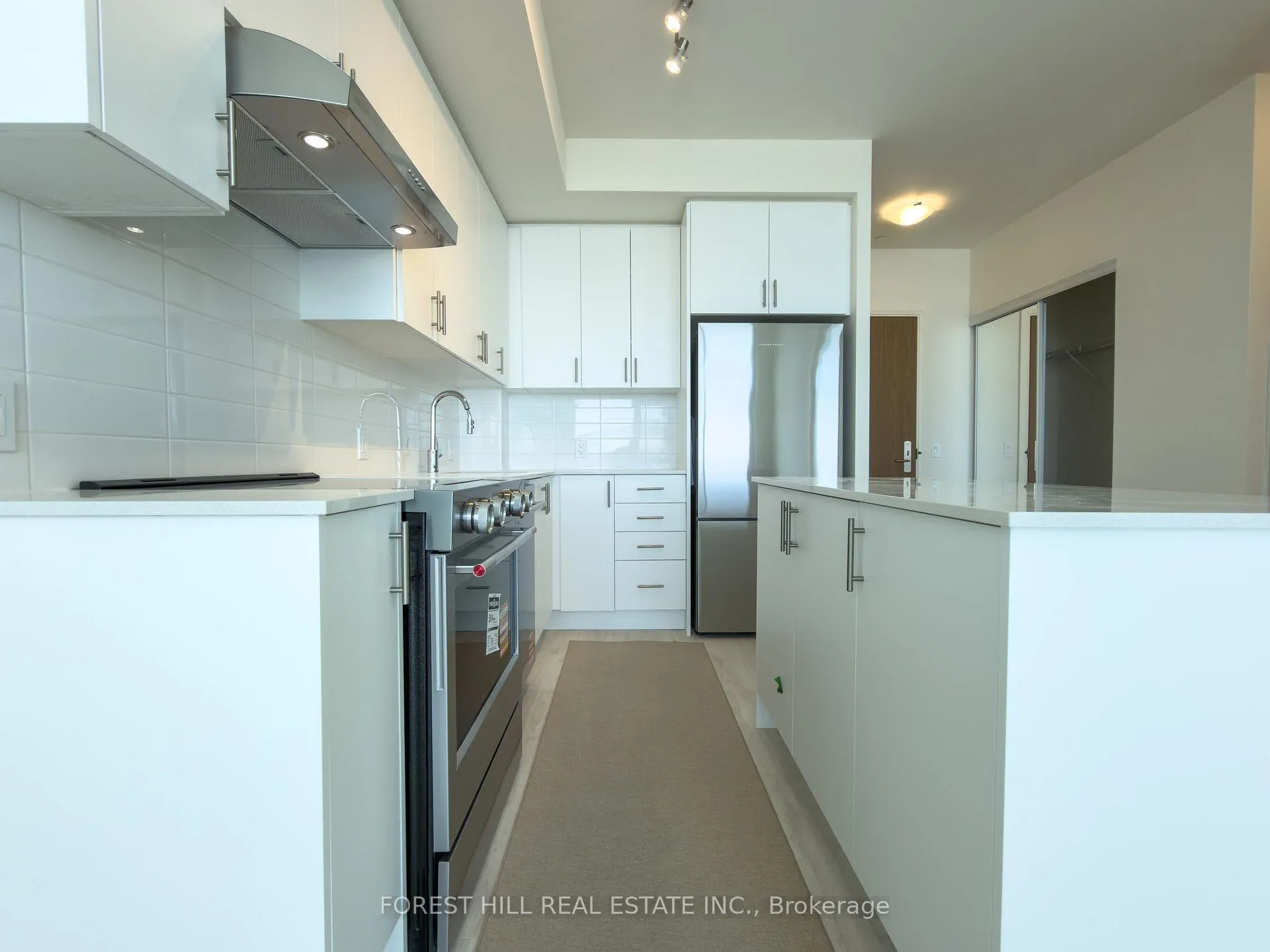 Photo 7 of Unit 2806, 27 Korda Gate, Vaughan, Vellore Village — HOMEH