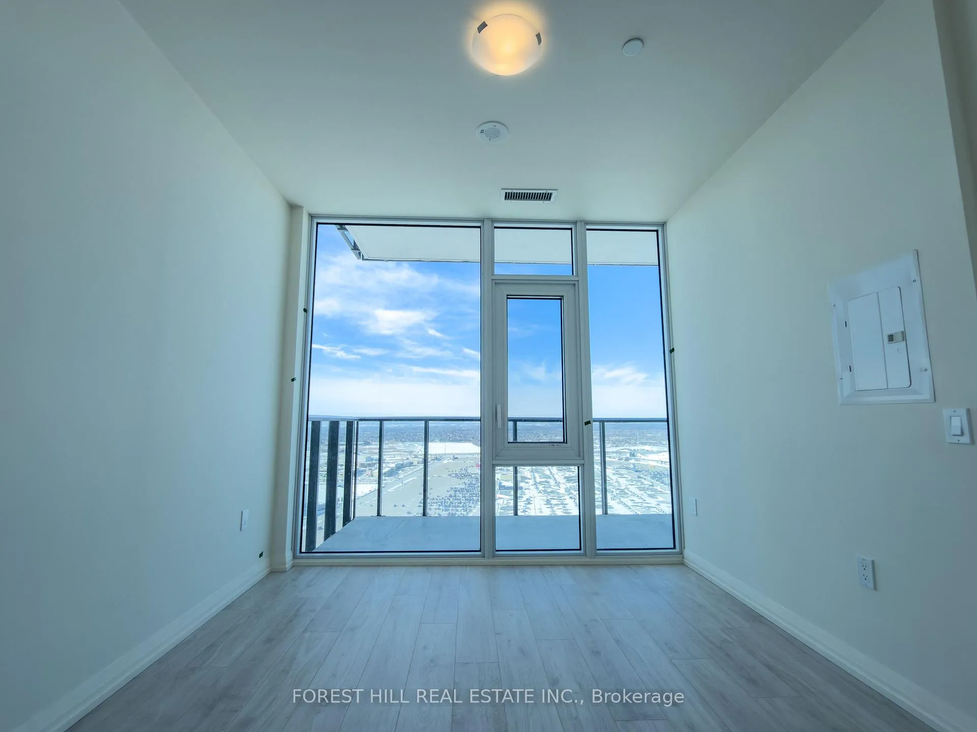 Photo 14 of Unit 2806, 27 Korda Gate, Vaughan, Vellore Village — HOMEH
